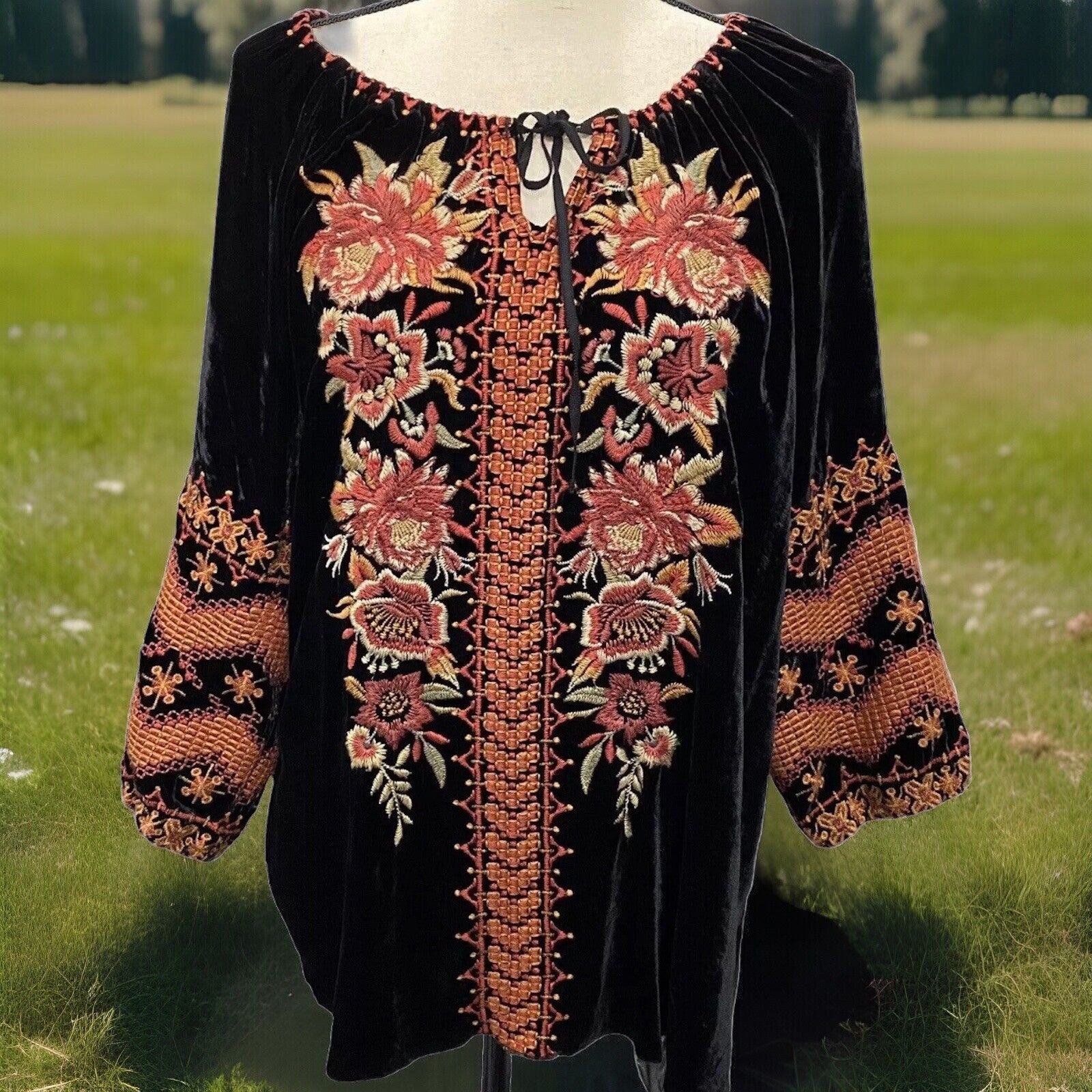 Johnny Was Sz L Large Heavily Embroidered Black Velvet Peasant Top Blouse Johnny Was