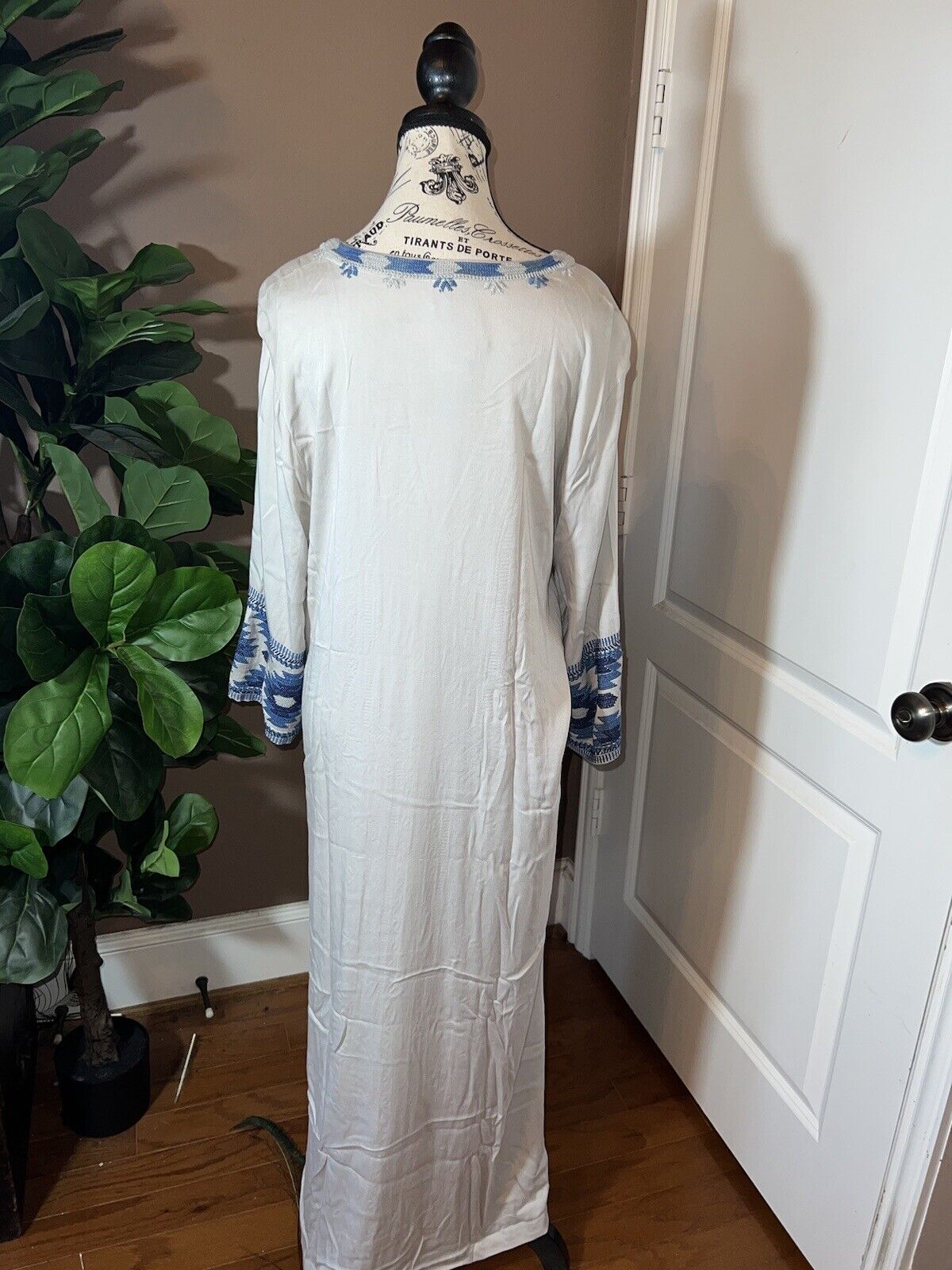 Johnny Was Sz XL Maxi Dress Cover Up Kaftan Silky Soft Light Grey/Blue/White