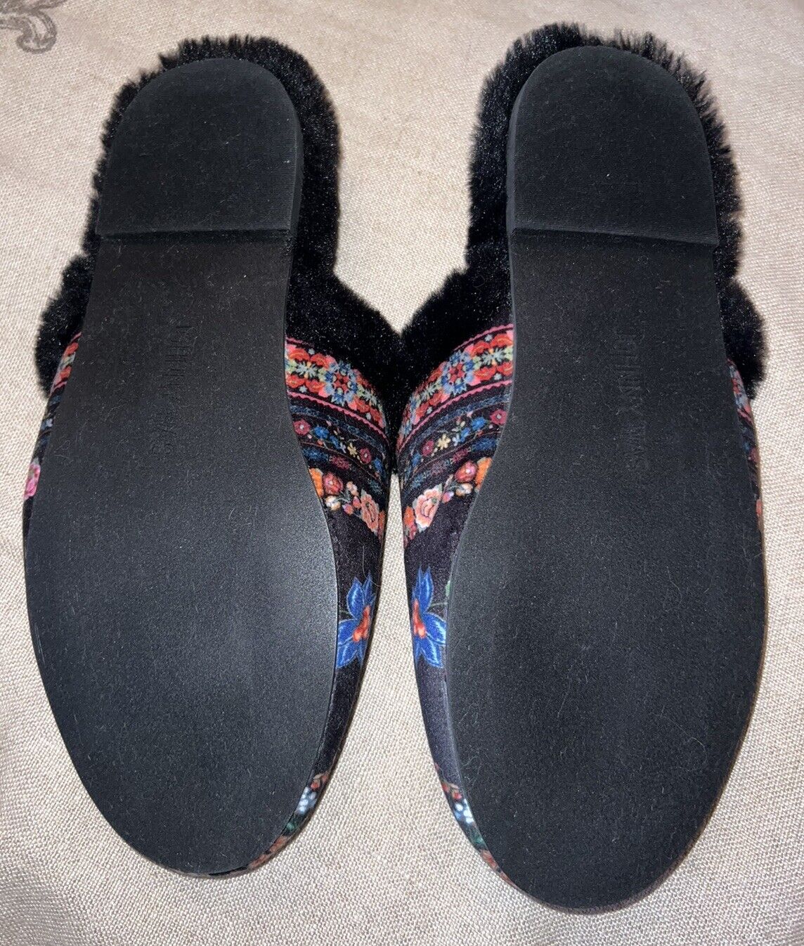 Johnny Was Black Faux Fur Floral Slippers sz 9 NWOB