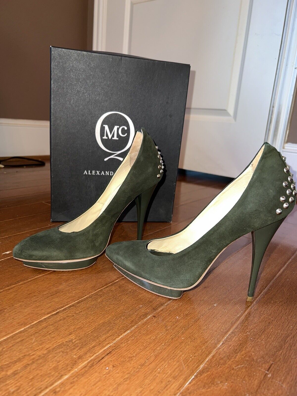 Alexander McQueen Suede Studded Heels In Military Green Sz 38 US 8 AUTHENTIC