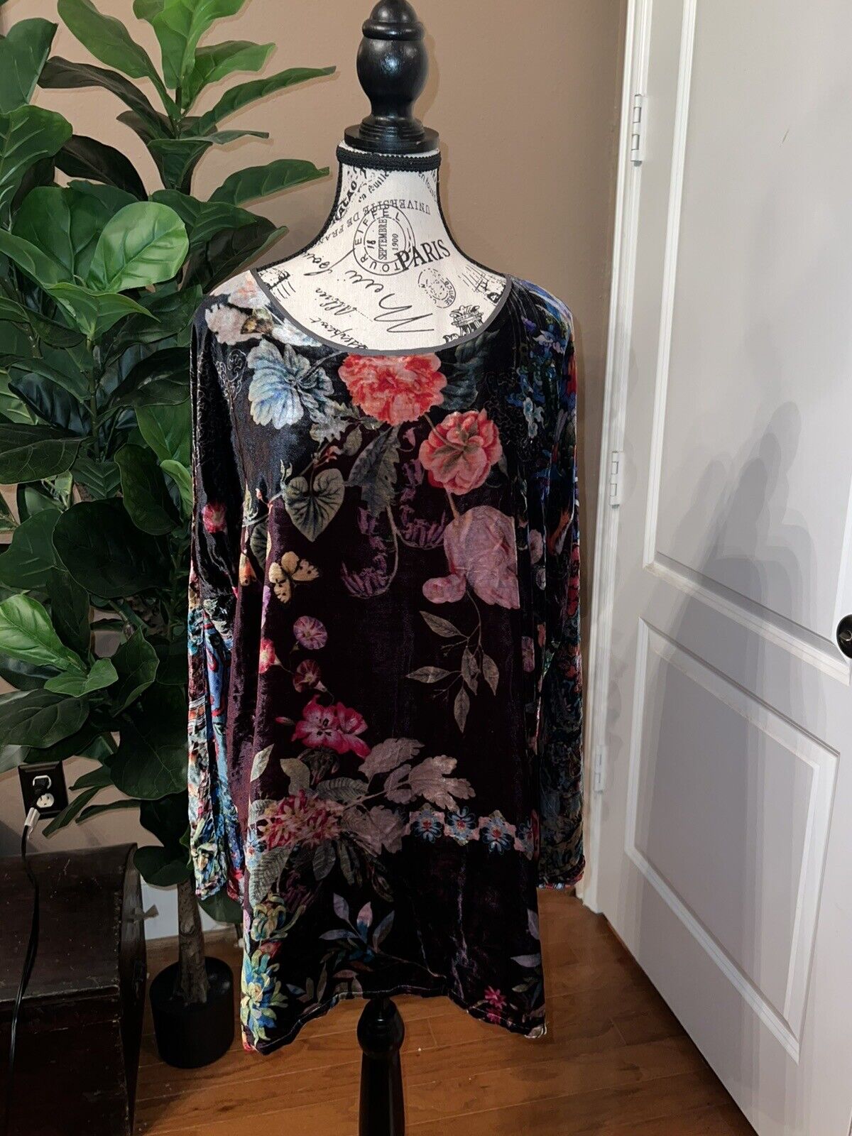 Johnny Was Floral Velvet Tunic Top Mini Dress Long Sleeve Sz XL Kimono Wrap