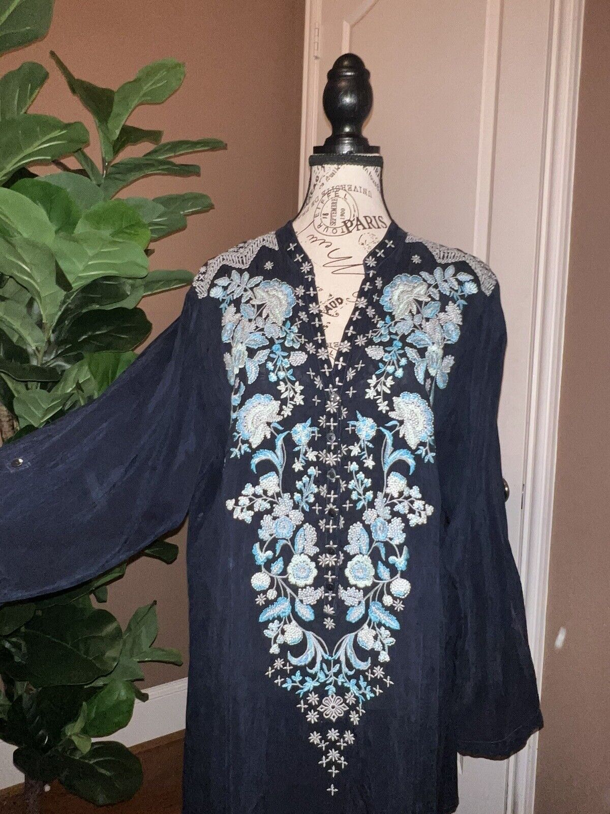 Johnny Was Silky Blue Embroidered Tunic Top Mini Dress Roll Up Sleeves Sz XL