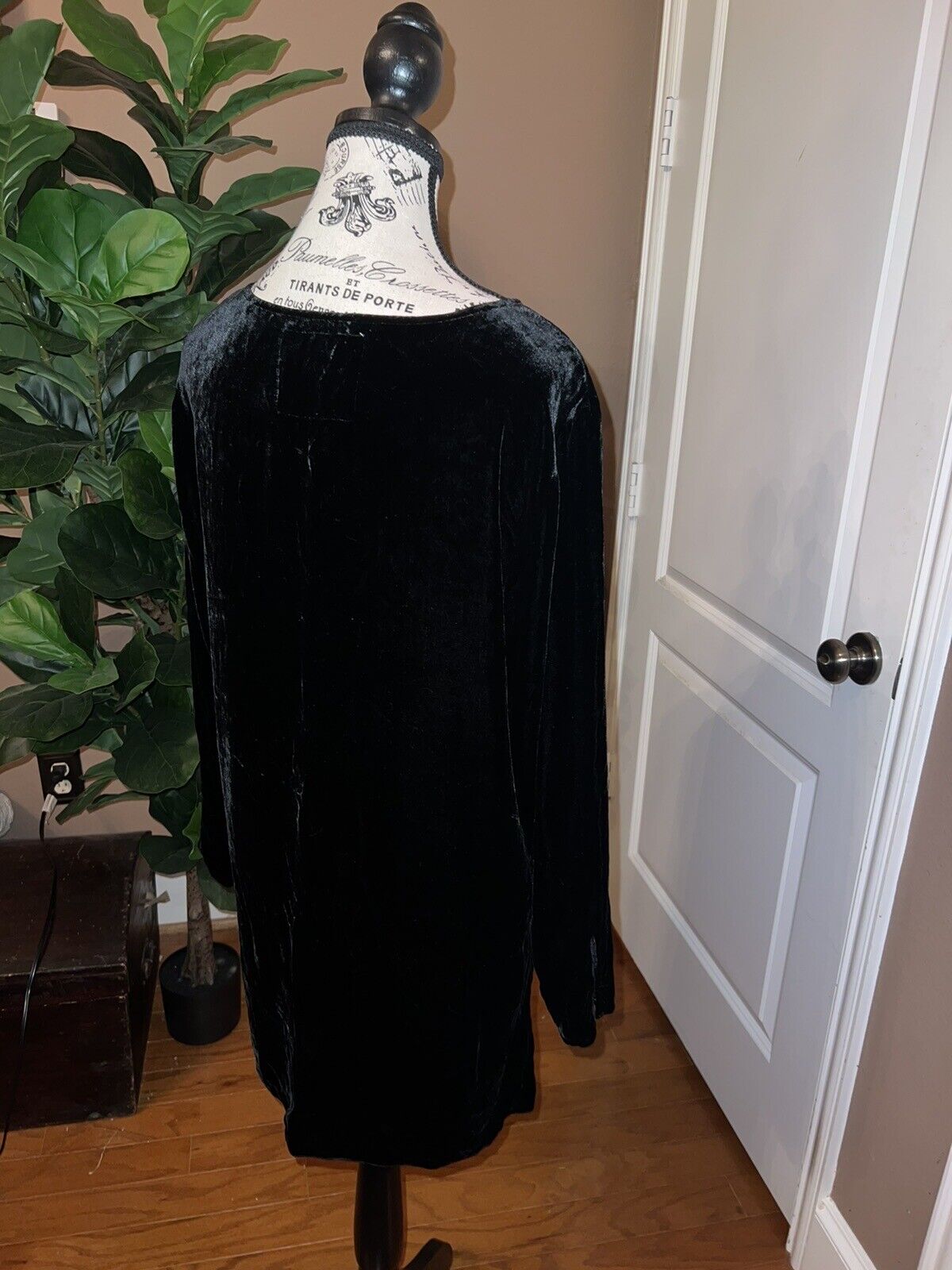 Johnny Was 3X 3XL Black Velvet Embroidered Tunic Top Long Sleeve Blouse Shirt