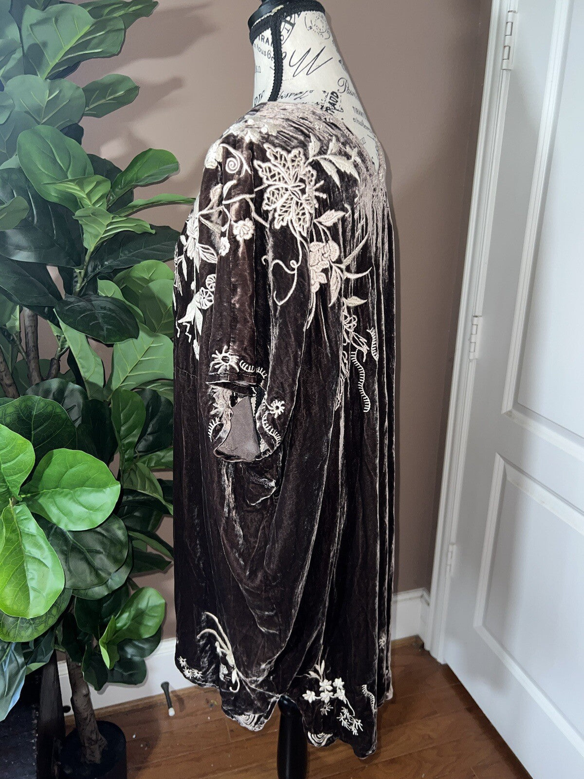 Johnny Was XXL Brown Velvet Heavily Embroidered Tunic Top BOHO Mini Dress Johnny Was