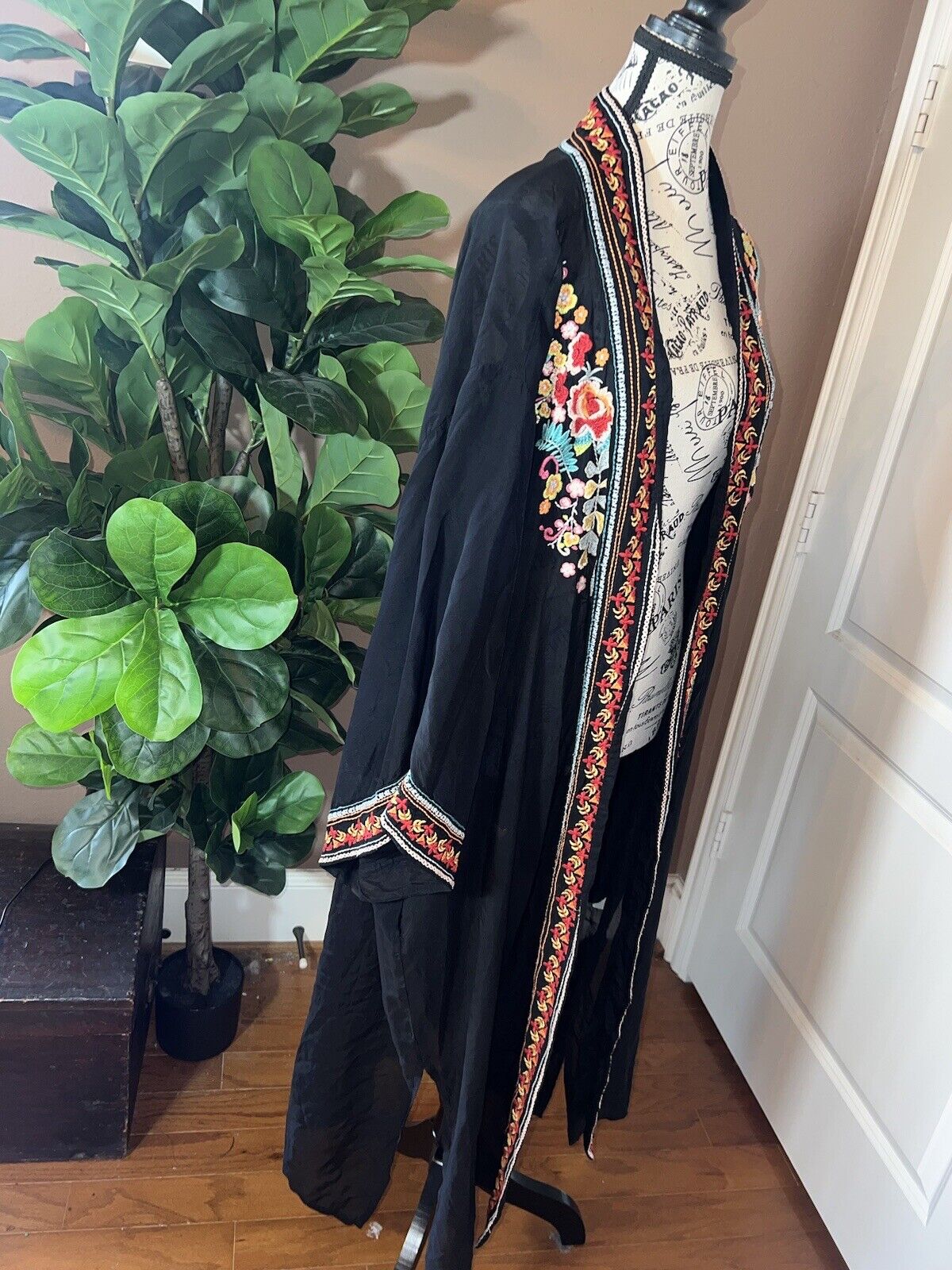 Johnny Was XL 1X Long Kimono Duster Black Pockets Embroidered Wrap Jacket