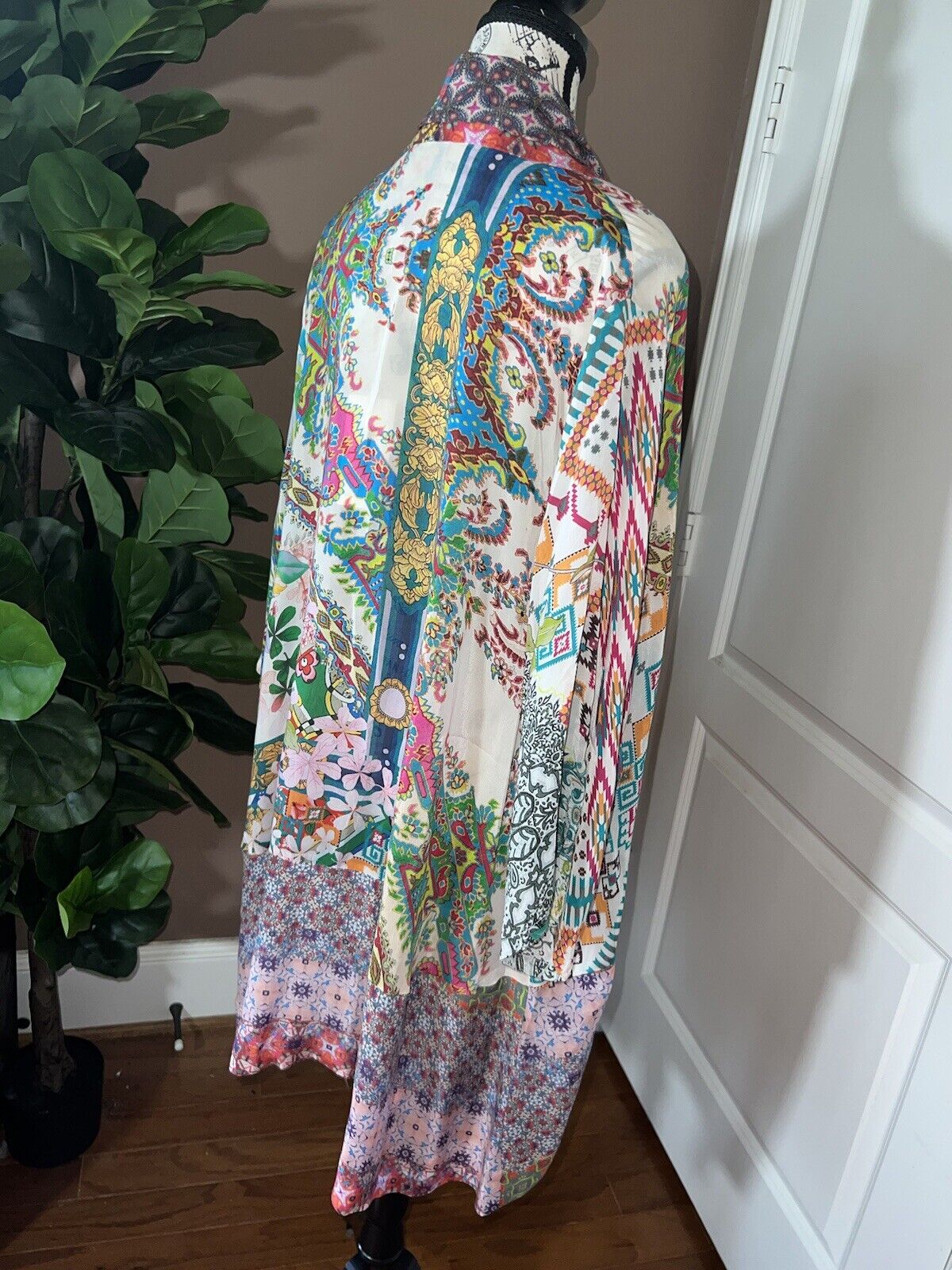 Johnny Was Silky Floral Kimono Wrap Cardigan XL 1X 1XL Embroidered