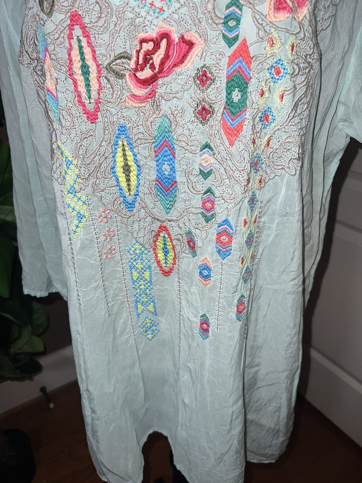 Johnny Was XL Baby Blue Tunic Top Cool Lightweight Silky Soft BOHO Embroidery Johnny Was