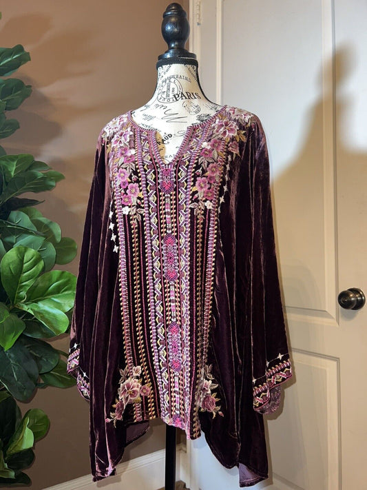 Johnny Was M Medium Purple Velvet Heavily Embroidered Tunic Top Kimono Sleeves