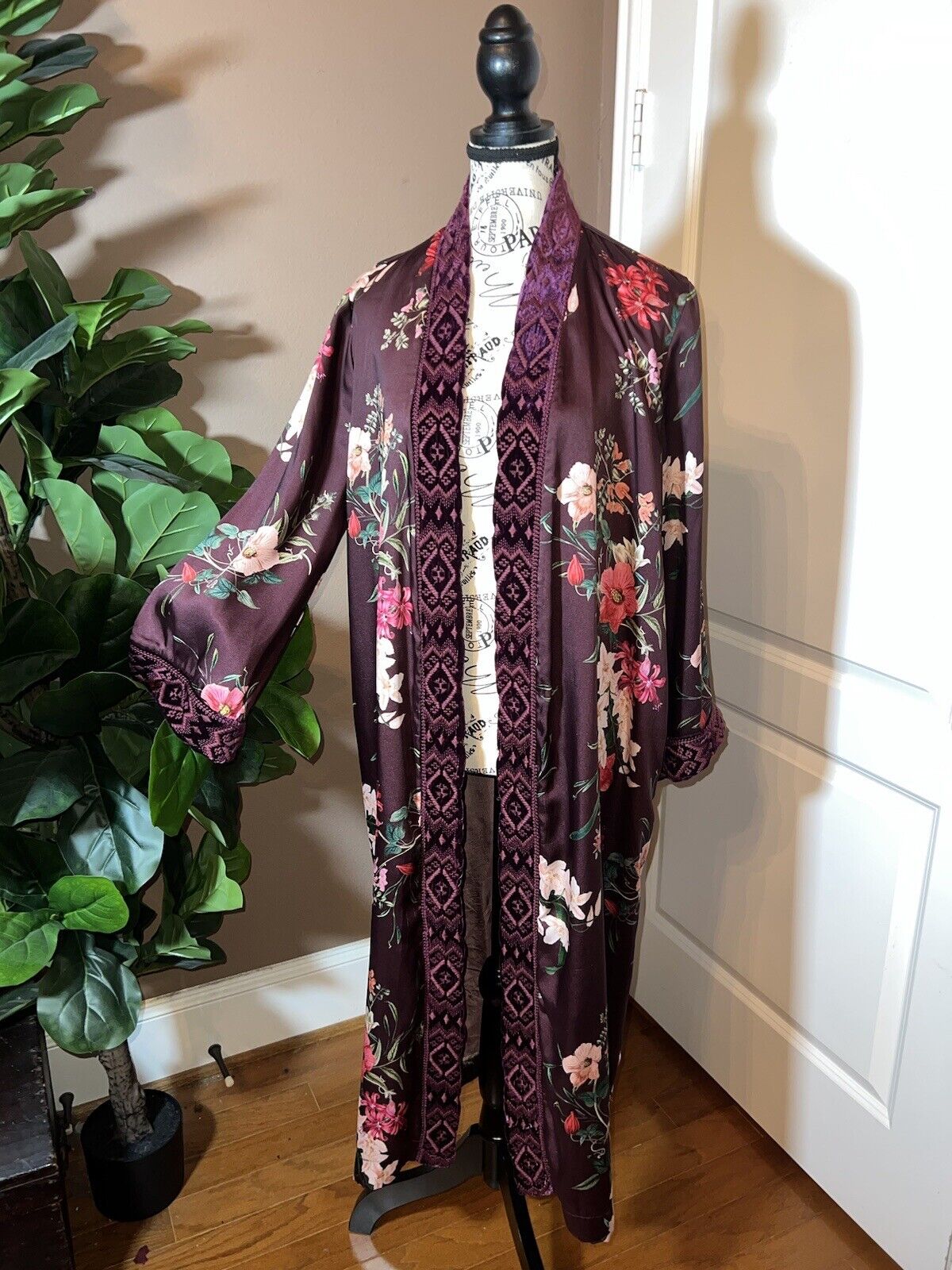 Johnny Was Silk Lined Long Kimono Duster Wrap M Medium Velvet Trim Pockets