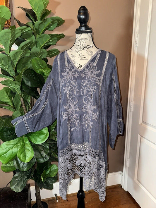 Johnny Was Sz XL Charcoal Grey Eyelet Lace Tunic OVERSIZED Elegant