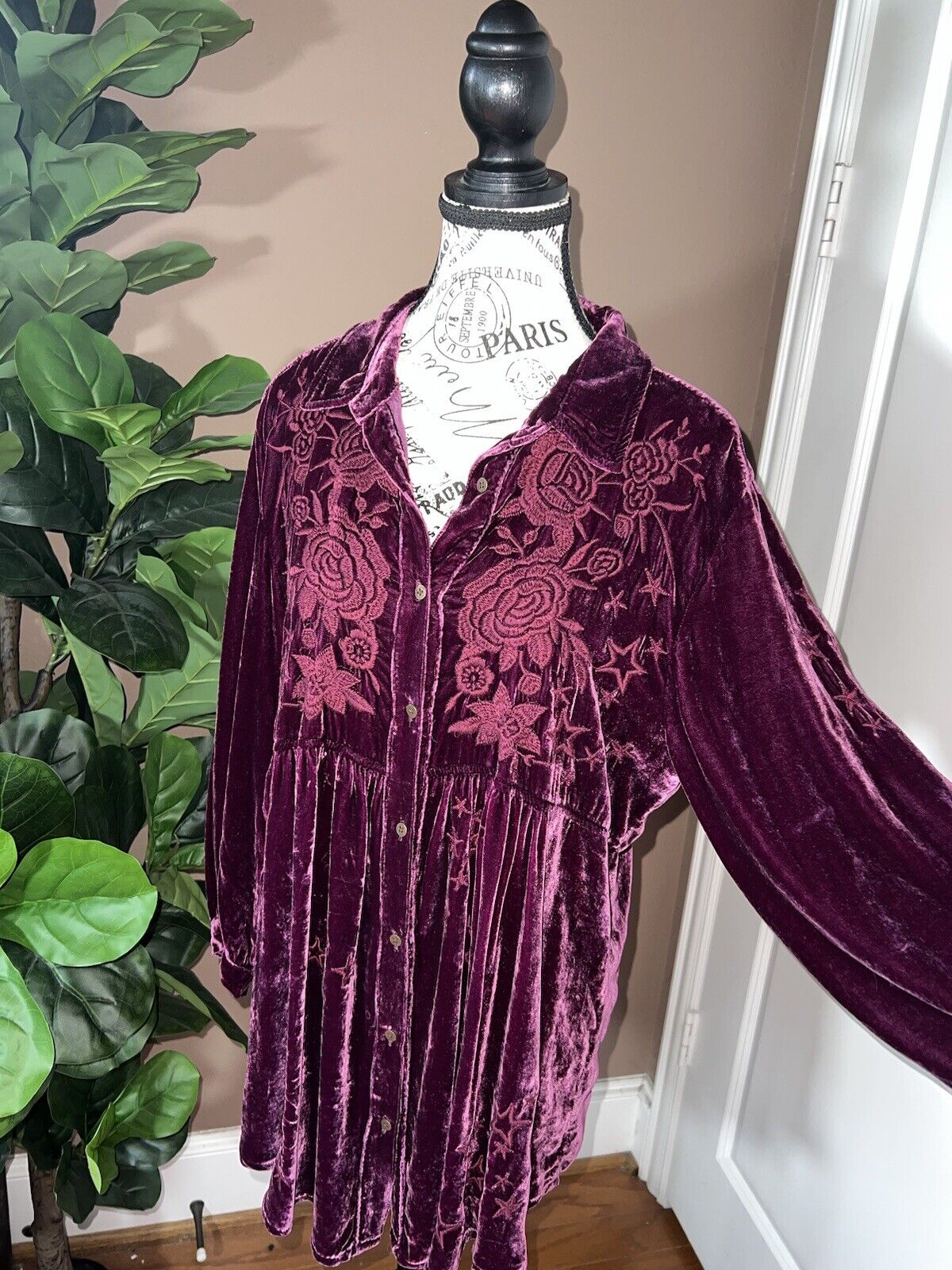 Johnny Was Sz XL Burgundy Wine Velvet Peplum Tunic Top Tonal Embroidery