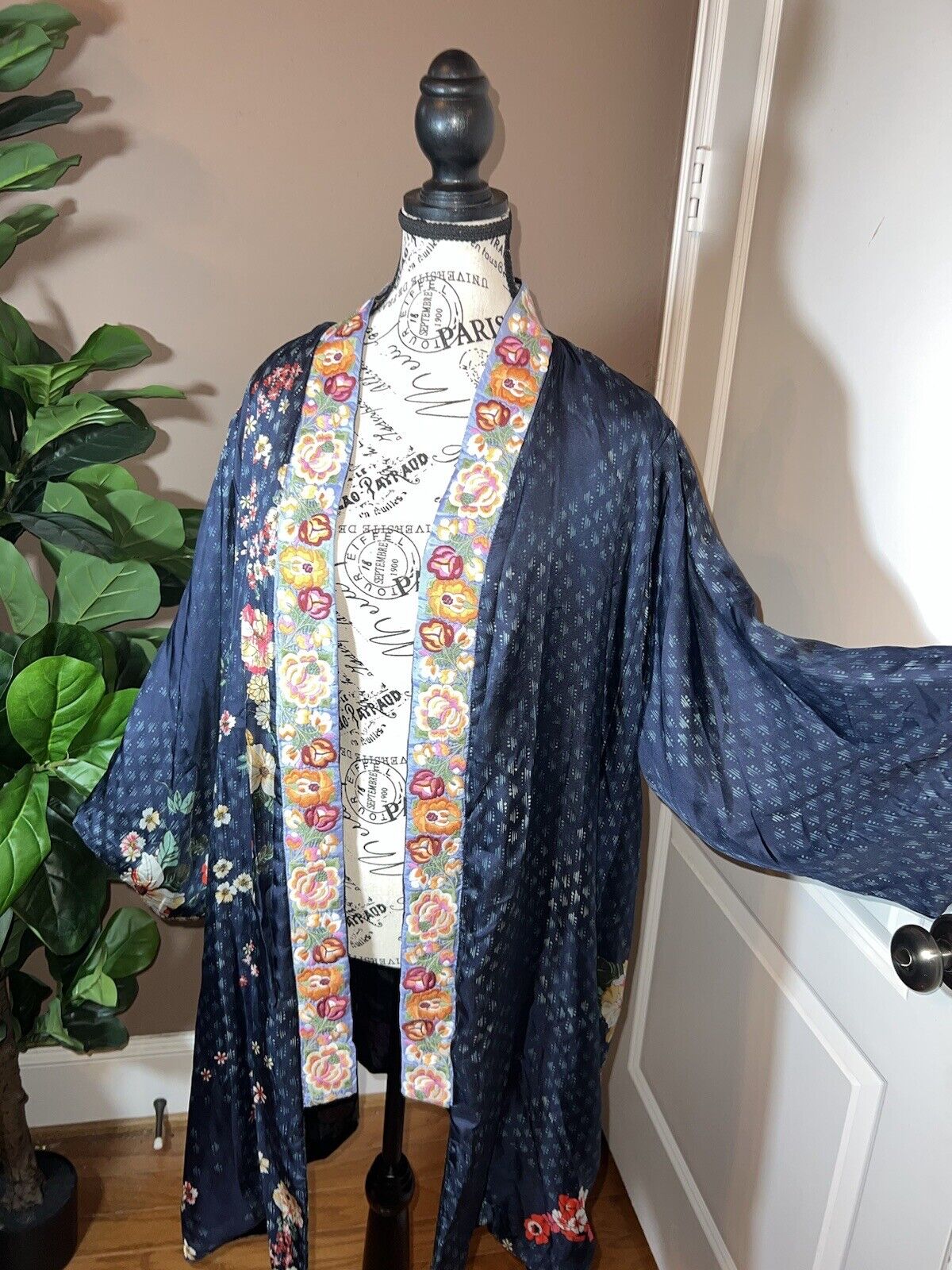 Johnny Was Velvet & Silk Kimono Wrap Sz 1XL 1X XL REVERSIBLE Jewel Tones Floral