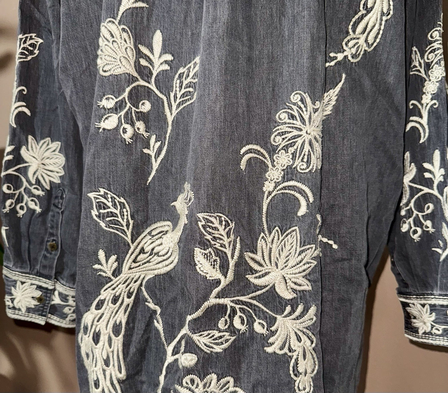 Johnny Was L Denim Chore Jacket Shacket Coat Black Grey Wash Embroidered Johnny Was