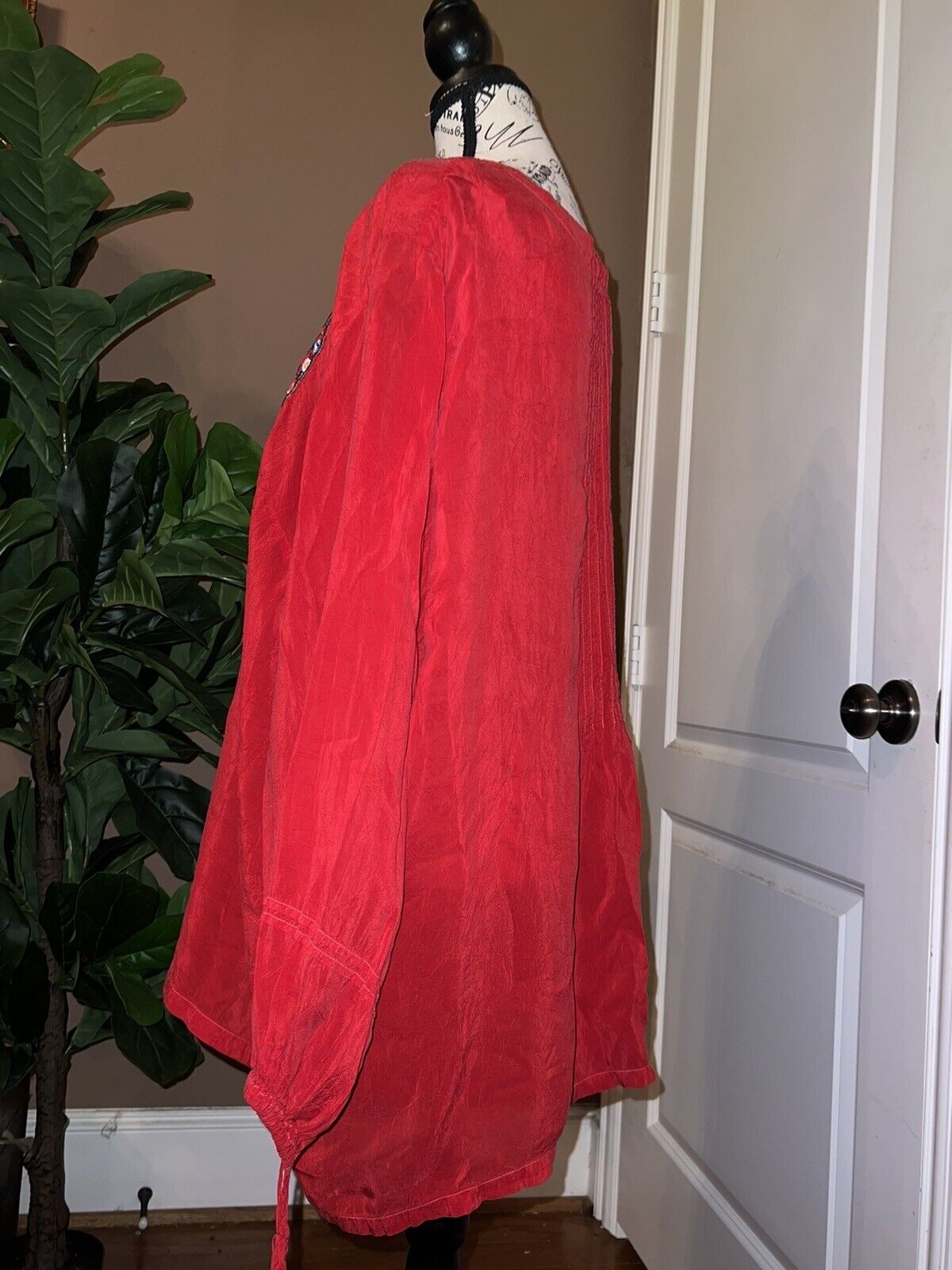 Johnny Was 1X 1XL Peasant Top Red Silky Handkerchief Hem Embroidered Tunic