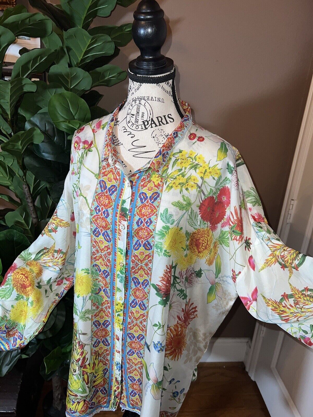 GORGEOUS 100% Silk Johnny Was Tunic Top XL 1X 1XL Marigolds Mums Kimono Colorful