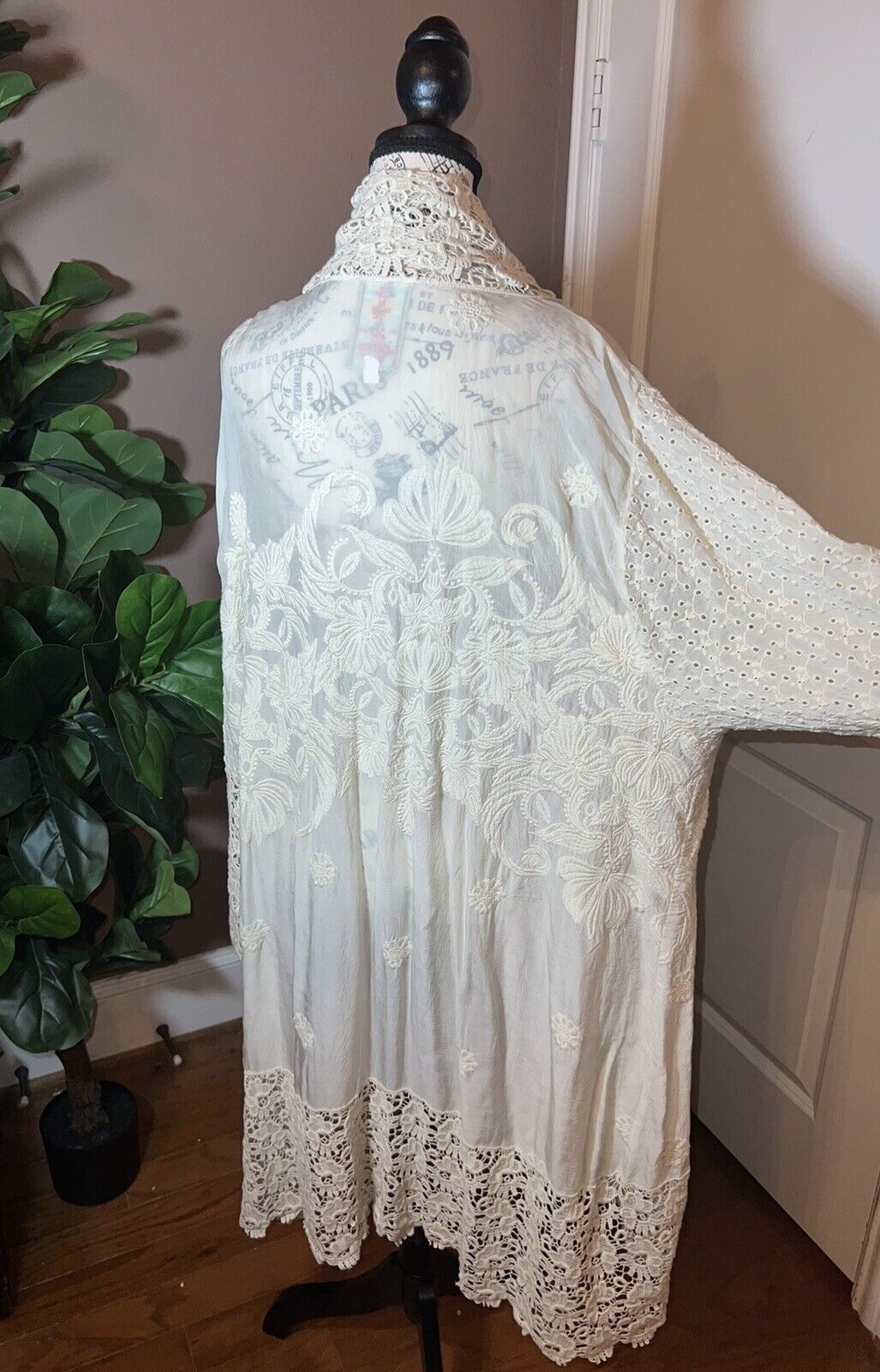 Johnny Was Ivory Silky Embroidery & Lace Kimono Beach Wedding Wrap XL OVERSIZED