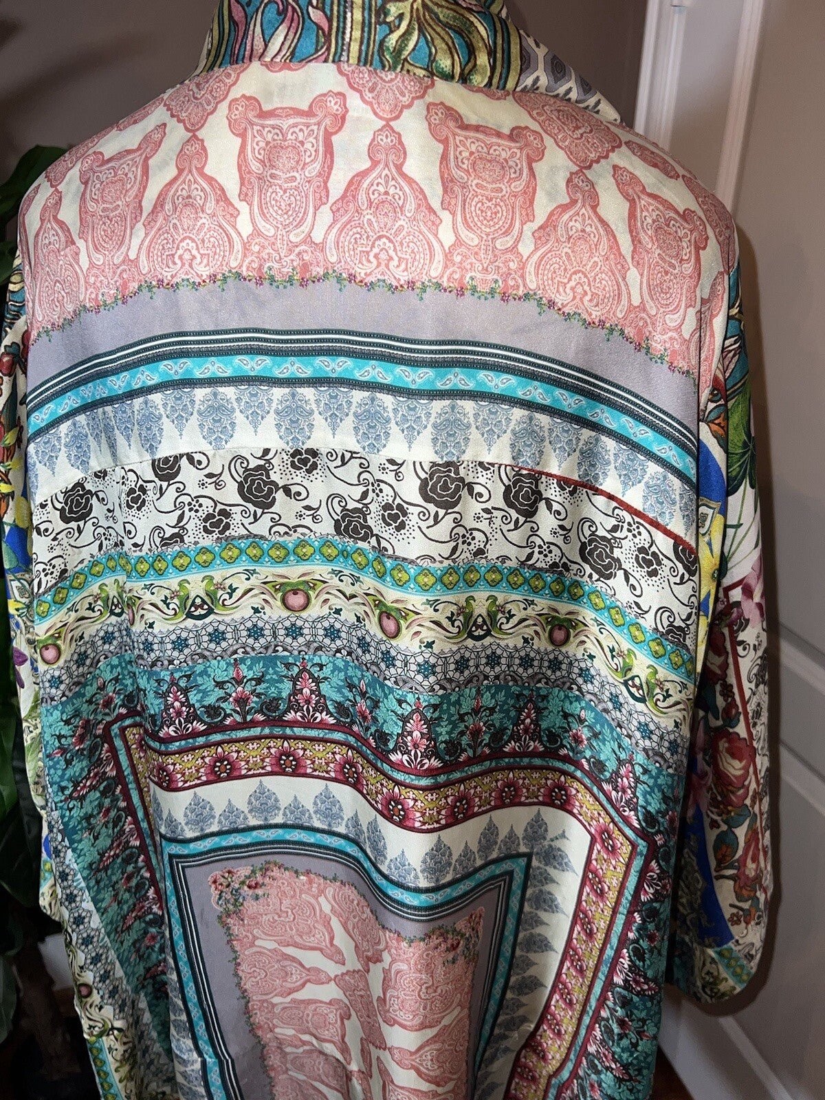 Johnny Was 100% Silk Kimono Sz 2X 2XL Floral Handkerchief Design SPRING & Summer Johnny Was