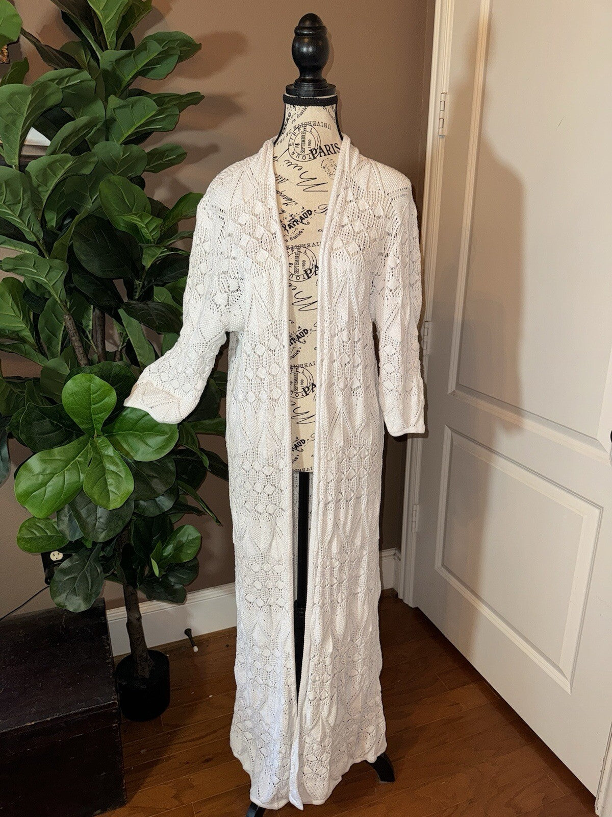 Johnny Was XL 1X White Crochet Long Kimono Duster Cover Up Wrap Lightweight Cool Johnny Was