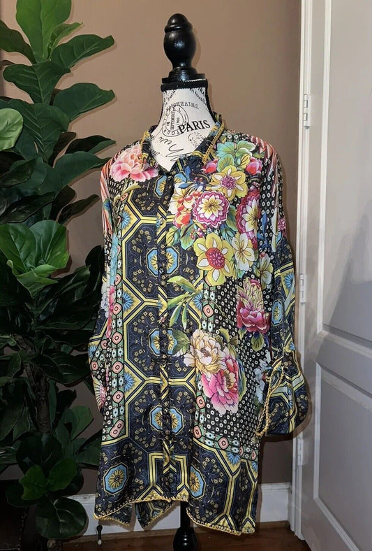 Johnny Was 100% Silk Long Sleeve Tunic Top Button Up Blouse Kimono Sleeves Sz L