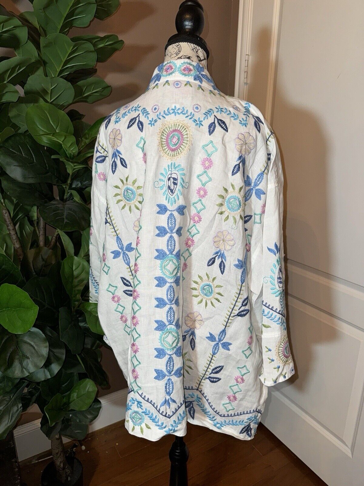 Johnny Was 3X White Linen Kimono Embroidered Blue & Pink Wrap Jacket