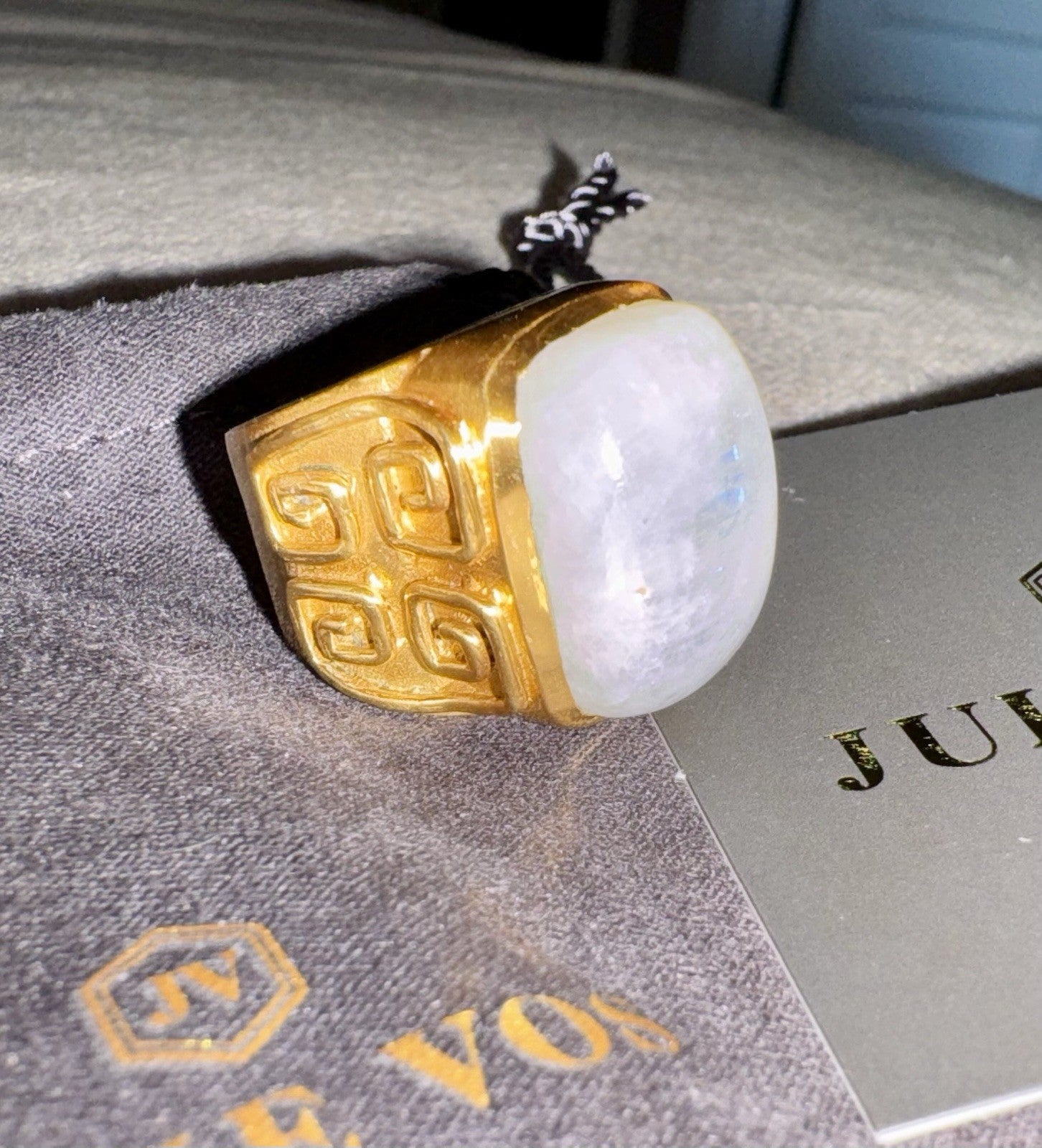 Julie Vos Sz 8 Creamy White Moonstone Statement Ring 24K Plated Looks Unworn Julie Vos