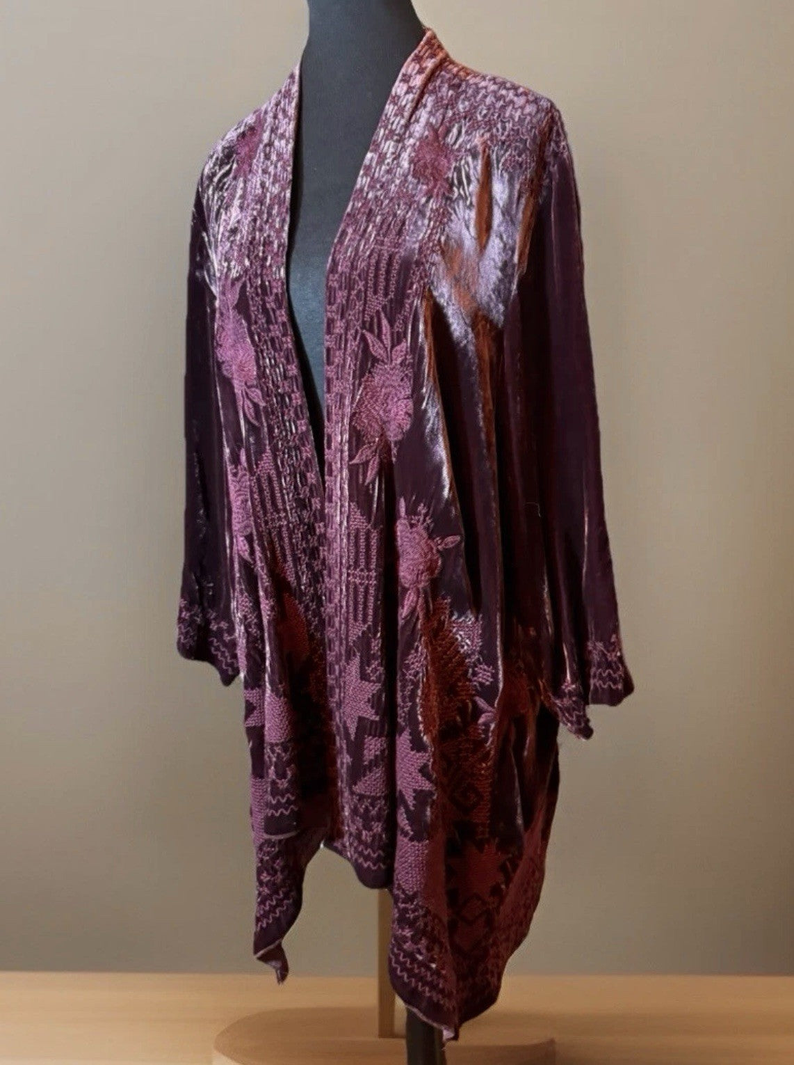 Johnny Was XL Wine Red Velvet Kimono Wrap Embroidery Cardigan Lightweight Jacket Johnny Was