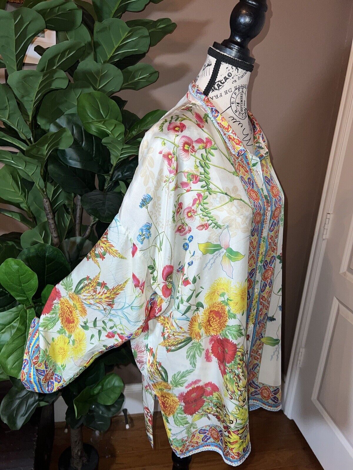 100% Silk Johnny Was Tunic Top XL 1X 1XL Marigolds Mums Kimono Colorful