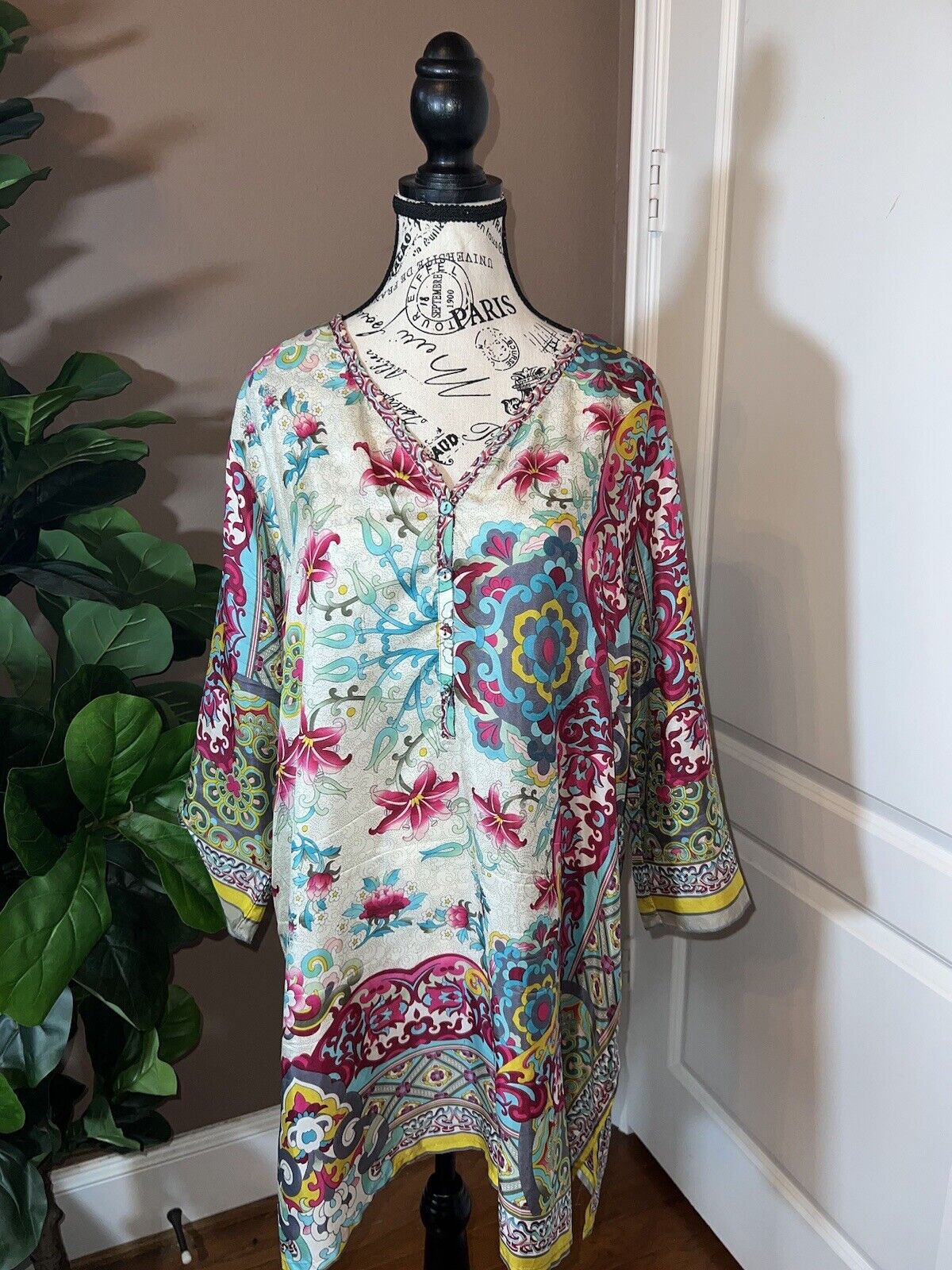 Johnny Was 100% Silk Tunic Top Scalloped Hem Jewel Tone XL 1X Floral