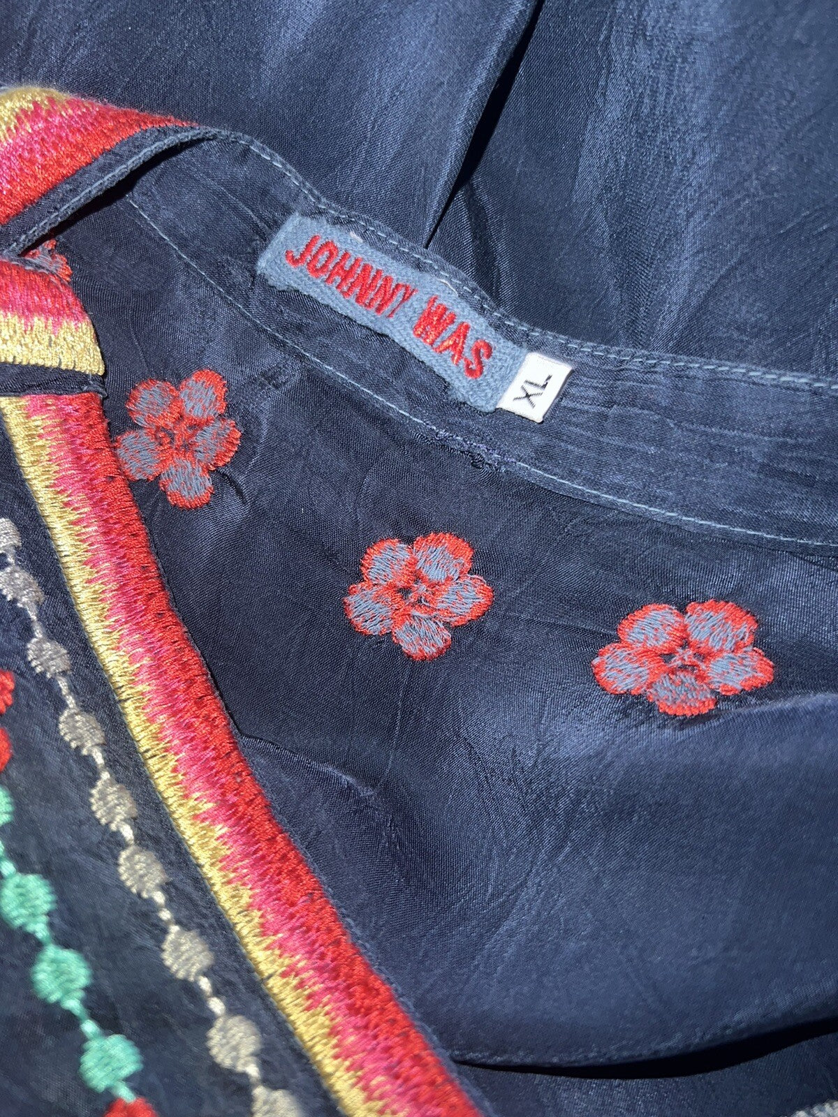 Johnny Was XL Tunic Top Blouse Shirt Navy Embroidered Silky Lightweight Cool Johnny Was