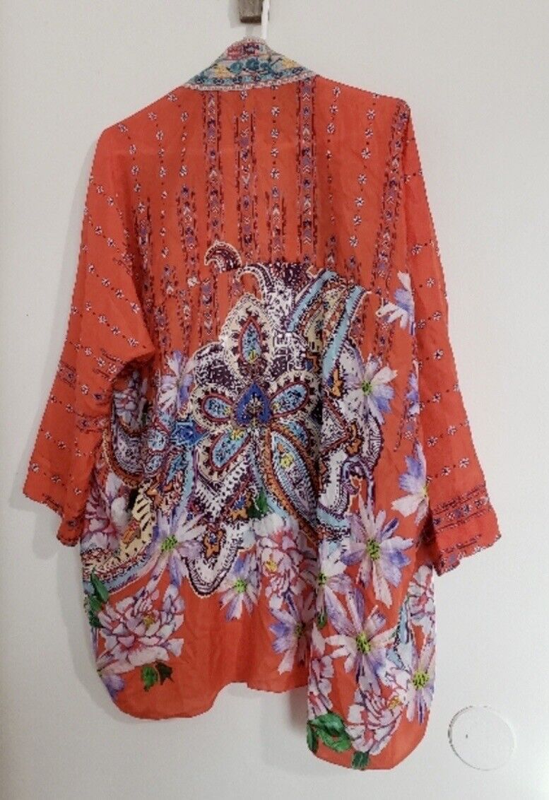 New With Tags Johnny Was Kimono 100% Silk Embroidered Sz Petit Large