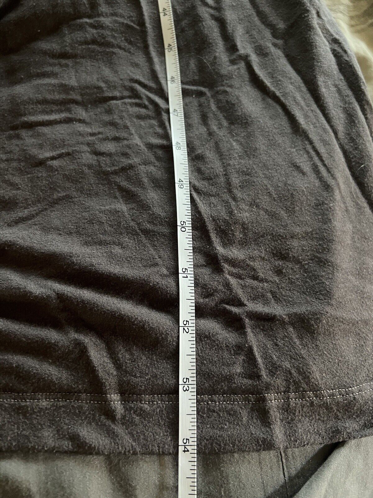 7043325