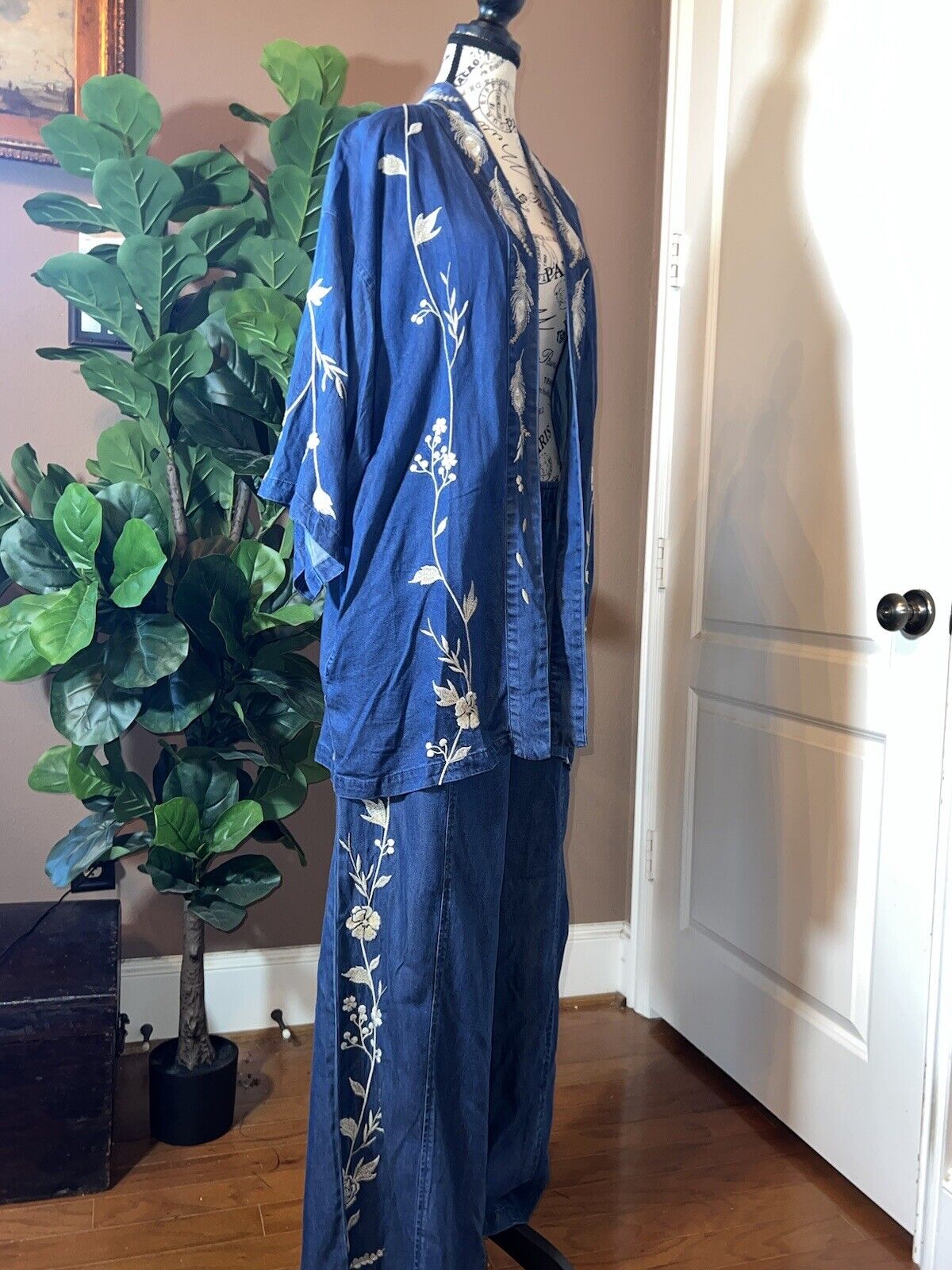 Johnny Was 2pc Set Denim XL Kimono & L Wide Leg Pants Embroidered Crane RARE