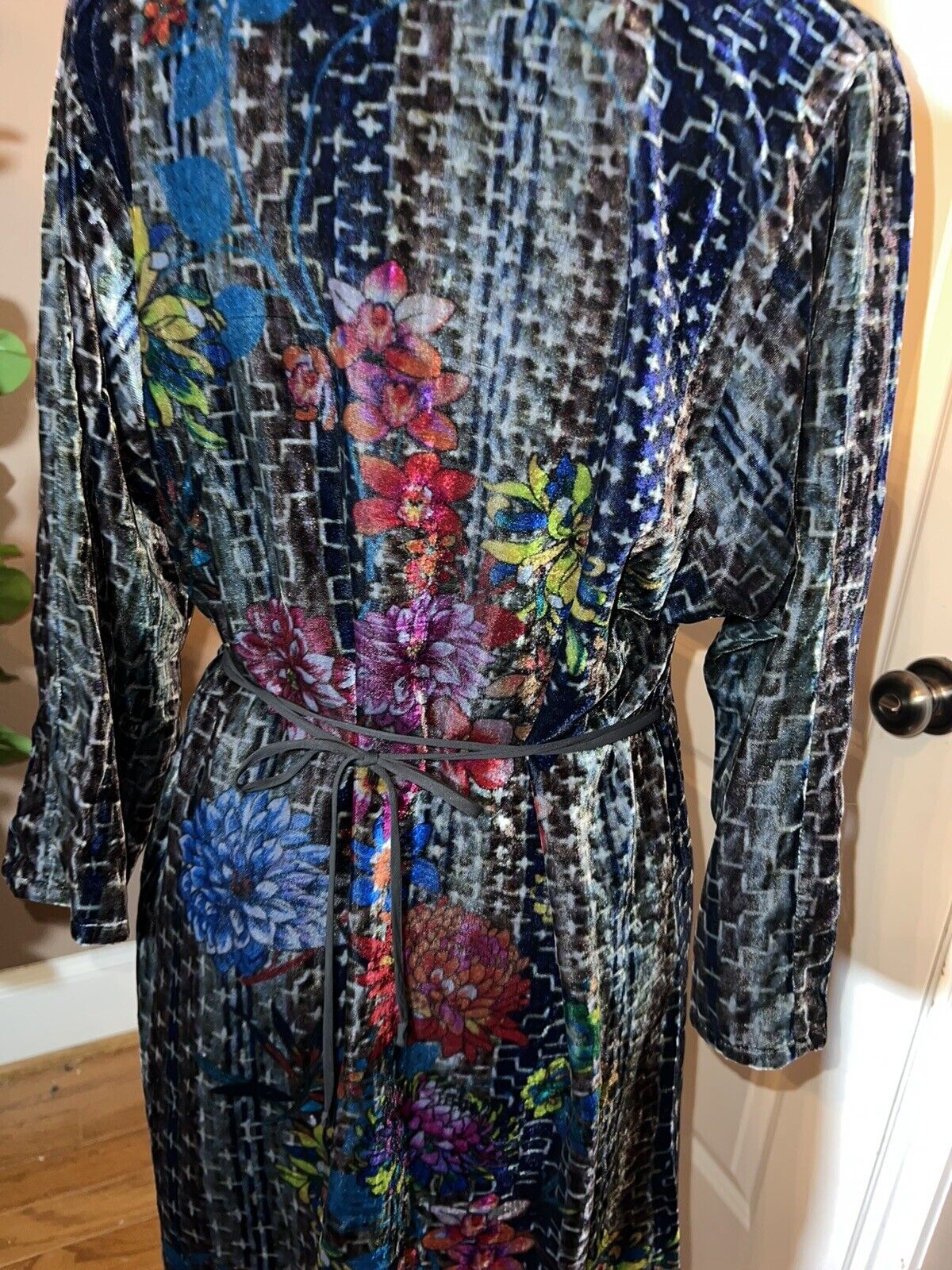 Johnny Was Floral Velvet Jewel Tones Tie Waist Tunic Top Mini Dress M Medium