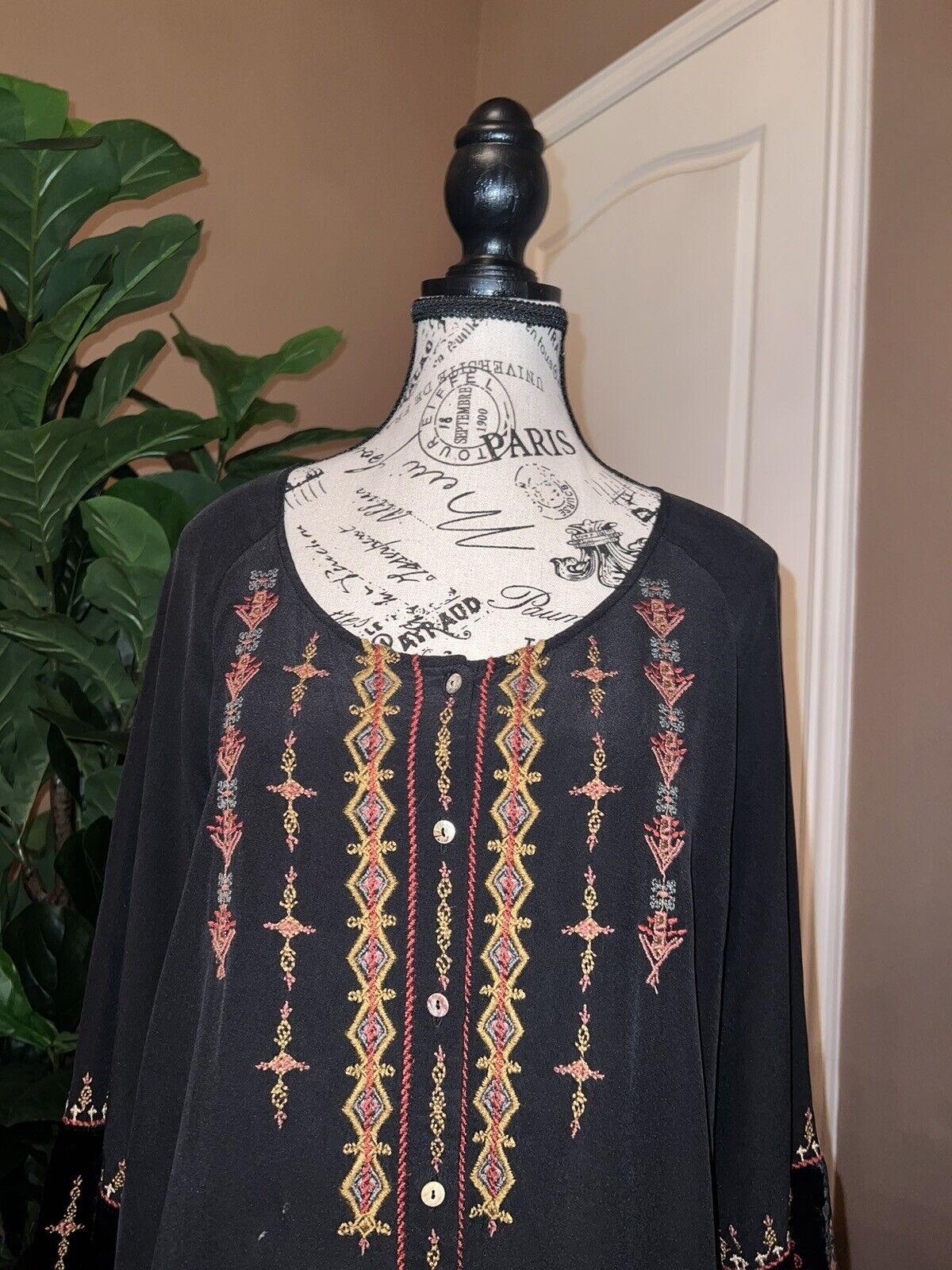 Johnny Was Silk & Velvet Sz M Tunic Top Kimono Button Up Medium