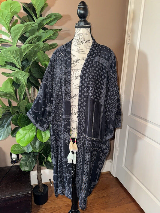 Johnny Was Large Long Kimono Duster 27” PTP Black Eyelet Embroidery Tassels