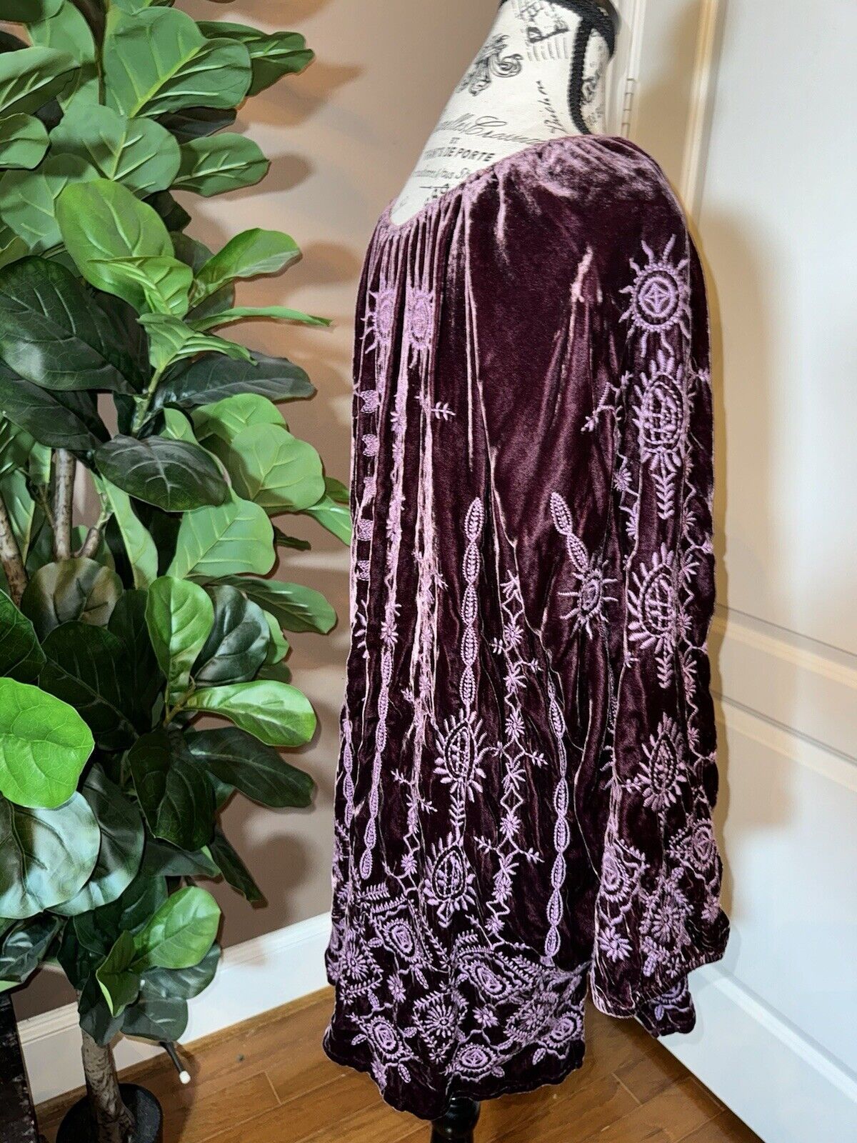 JOHNNY WAS XXL VELVET Eggplant Purple Embroidered Dress Peasant Top Tassels