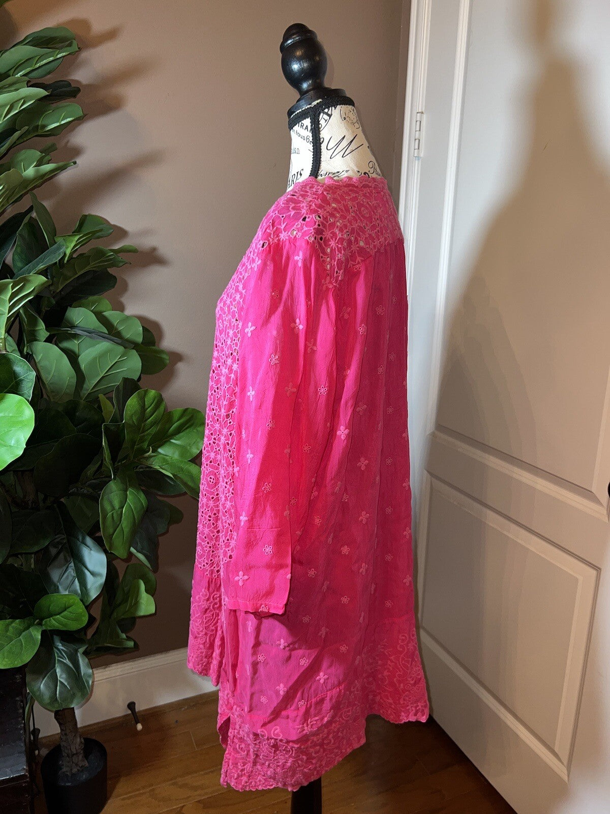 JOHNNY WAS XXL Hot Pink Tunic Top Eyelet Lace Blouse BOHO Shirt Lightweight Cool Johnny Was