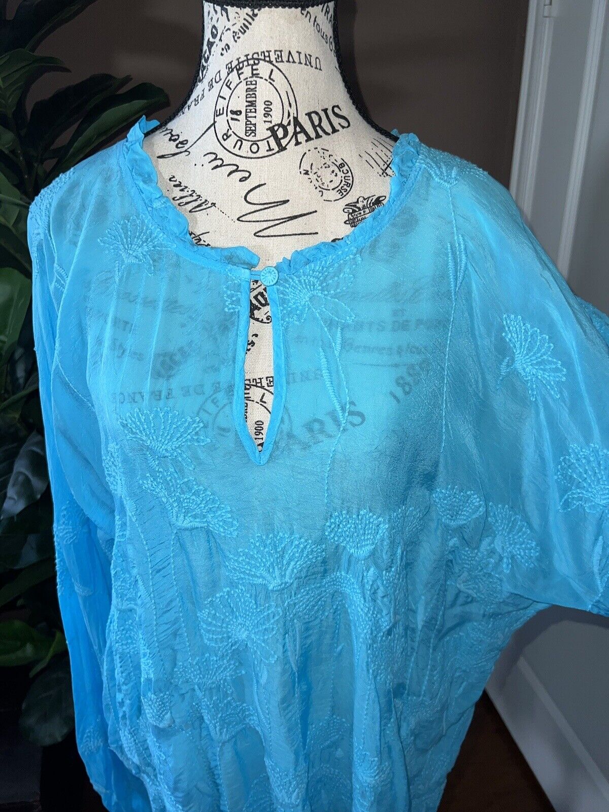 Johnny Was Sz XL Silky Pacific Blue Tunic Top Tonal Embroidery Peplum