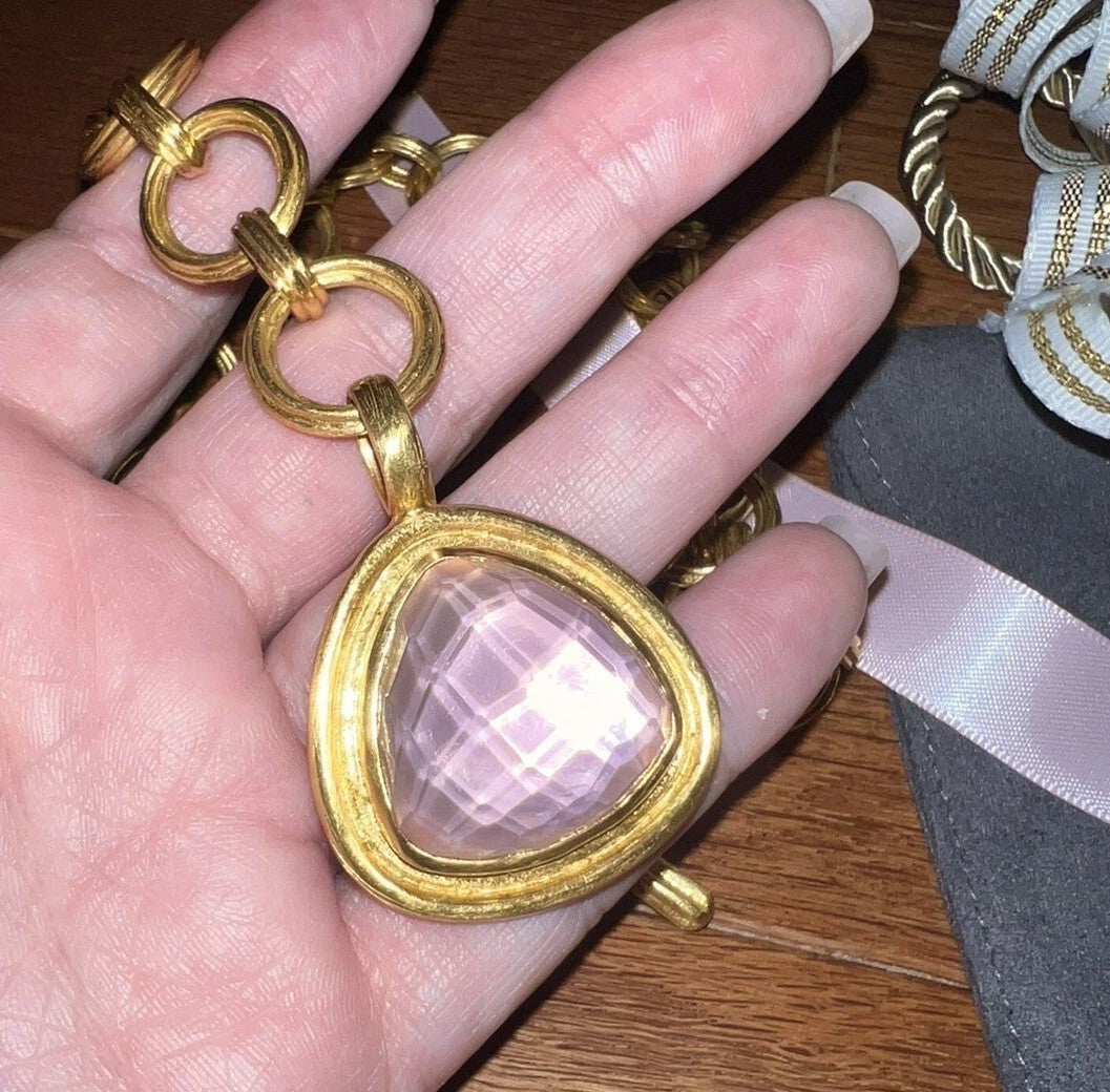 8950300
