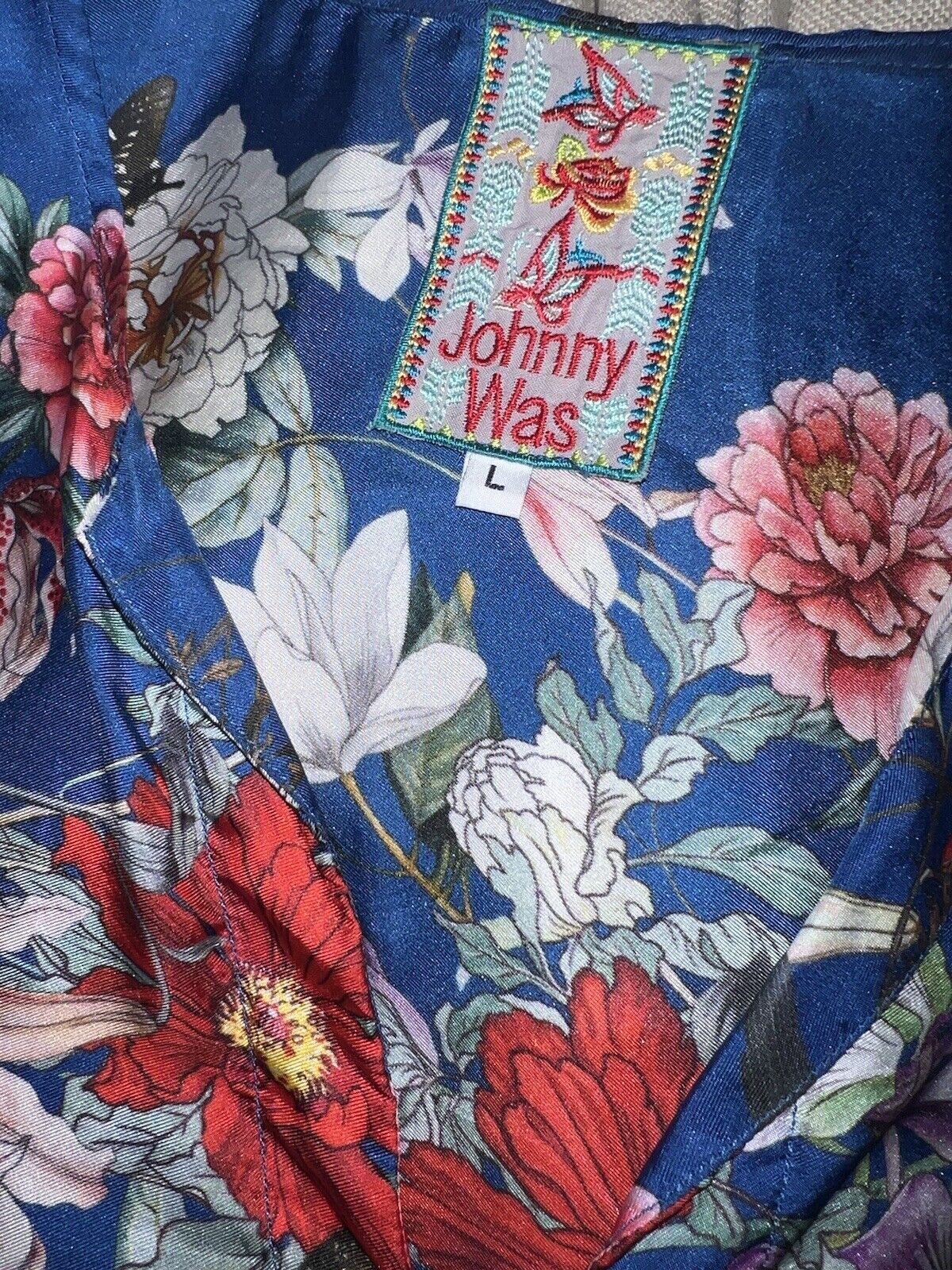 Johnny Was 100% Silk Tunic Top With Flowers & Butterflies Sz L Large Floral Blue