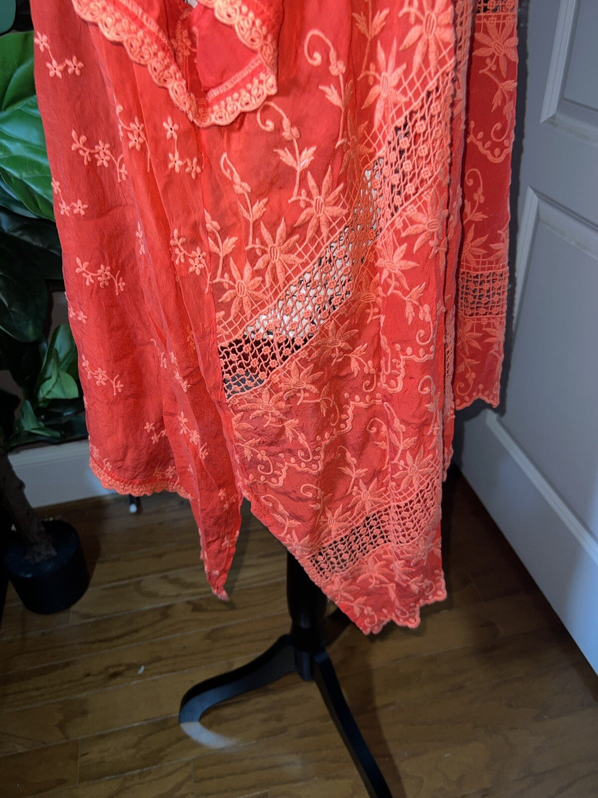 Johnny Was 1X Orangey Red Tunic Top Silky Cool Embroidery & Eyelet Tonal Kimono Johnny Was