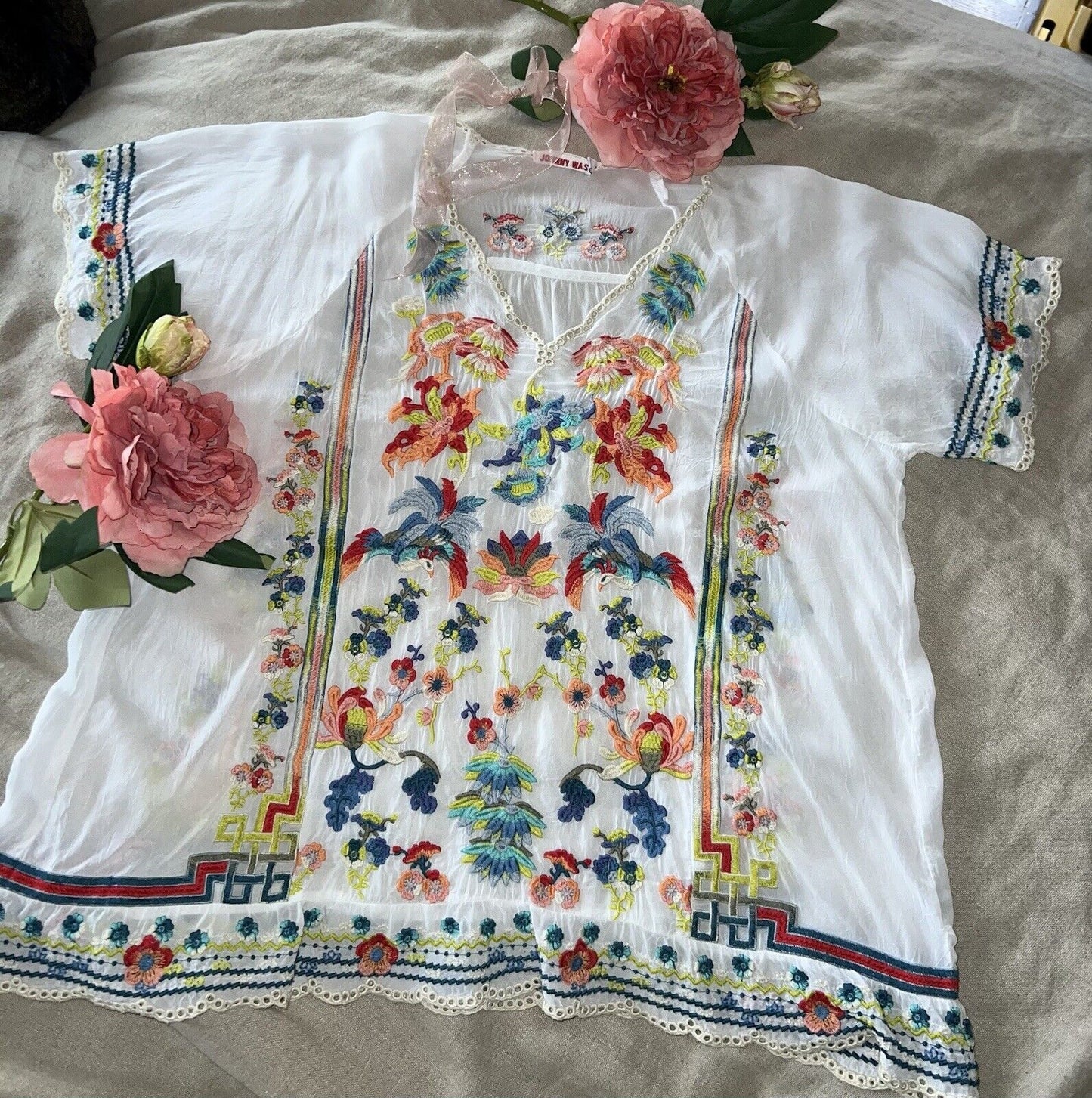 Johnny Was Silky White Embroidered Peasant Blouse Top Tunic L Large