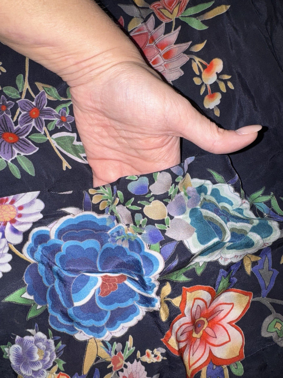 Johnny Was M Silky Kimono Top BOHO Lightweight Cool Florals Jacket Cardigan READ Johnny Was