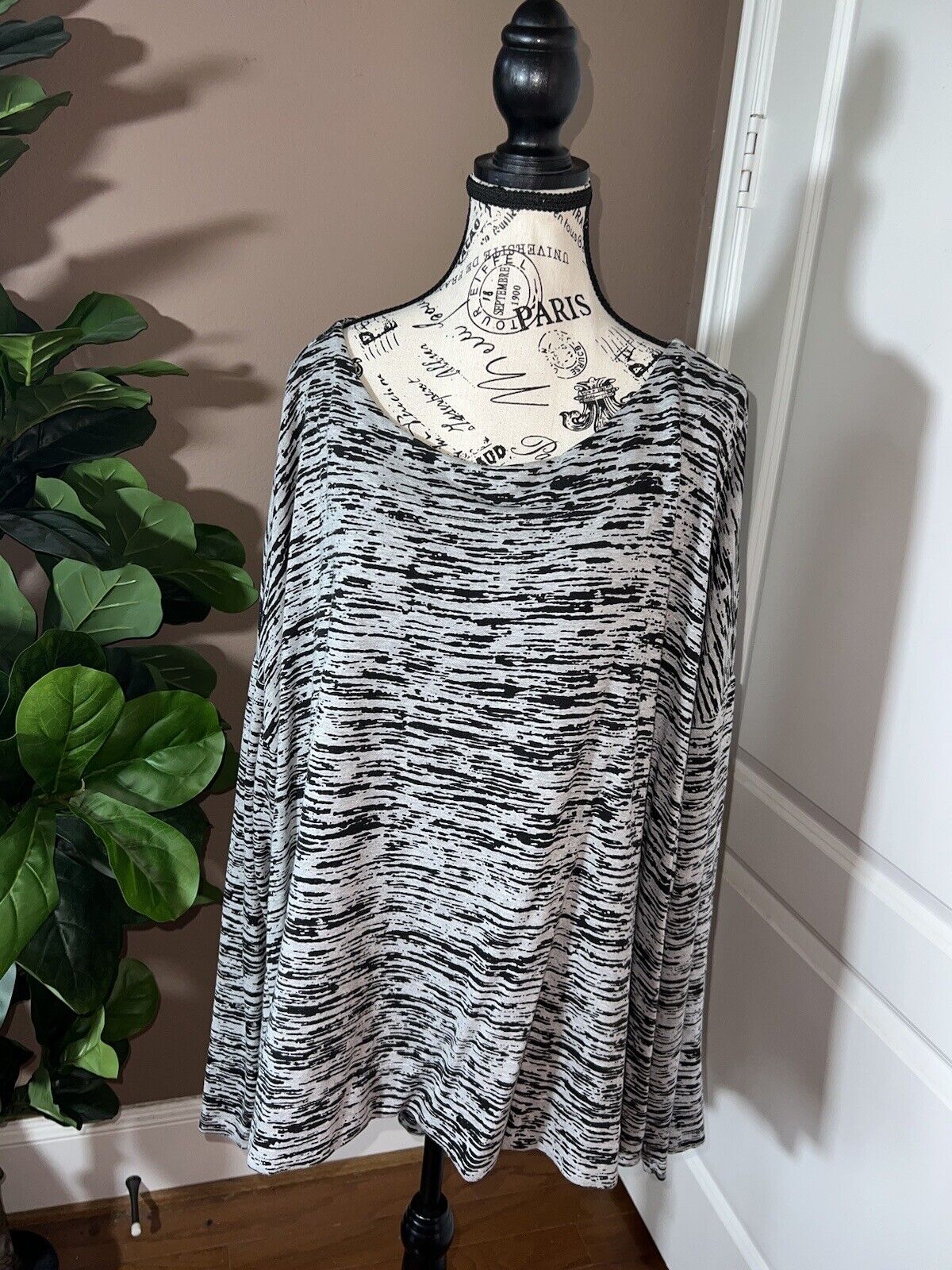 Bryn Walker Grey & Black Dolman Sleeve Tunic Top Sz 3XL  MSRP $190