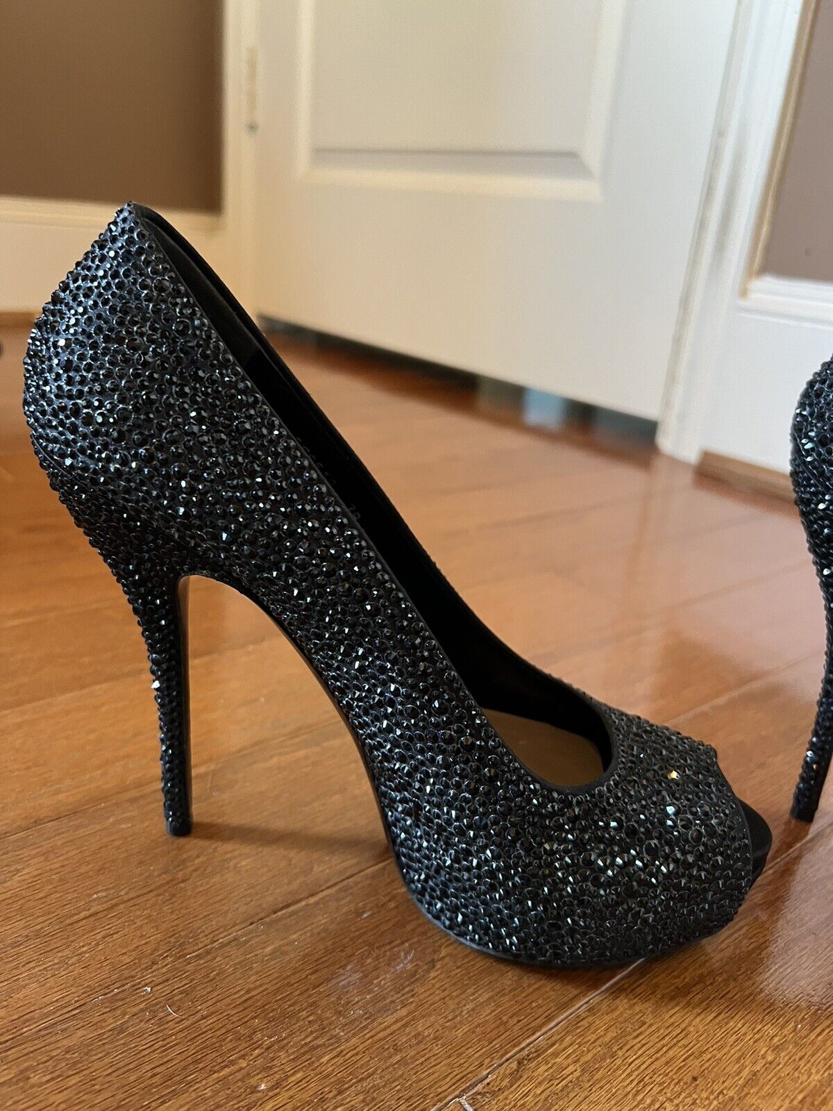 GUCCI Size 9 Black Crystal ETOILE SOFIA Open Toe Heels Pumps Shoes 39 !!!