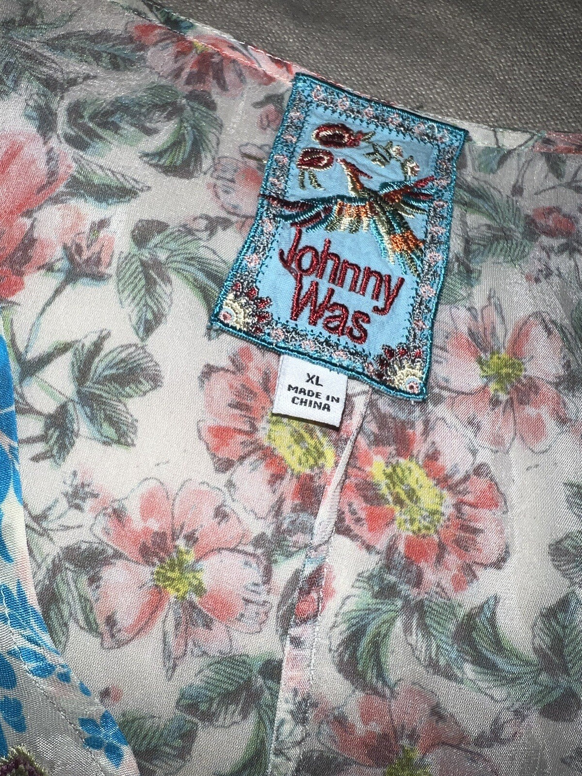 Johnny Was Sz XL Silky Soft White Tunic Top Embroidered Floral Johnny Was