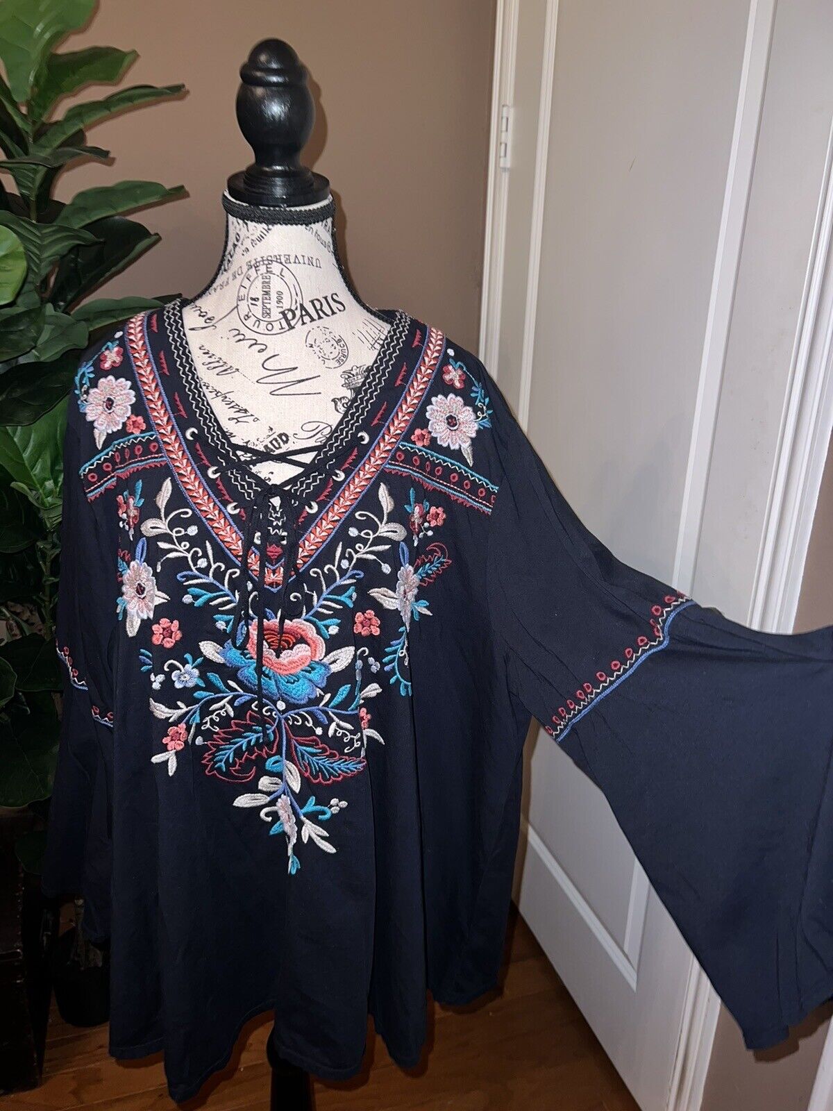 Johnny Was Sz 2Xl 2X XXL Heavily Embroidered Tunic Top Kimono Sleeves