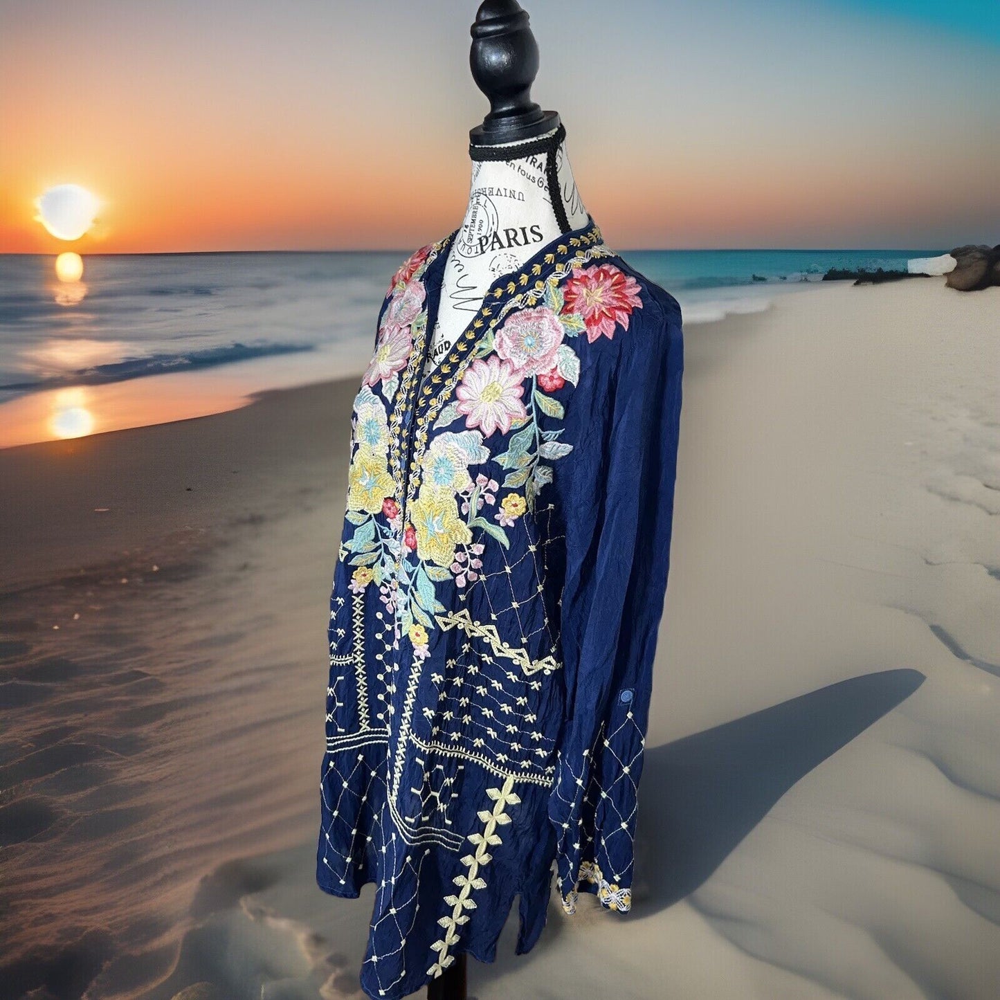 EuC Johnny Was L Large Blue Embroidered Tunic Top Mini Dress Floral RETIRED Johnny Was