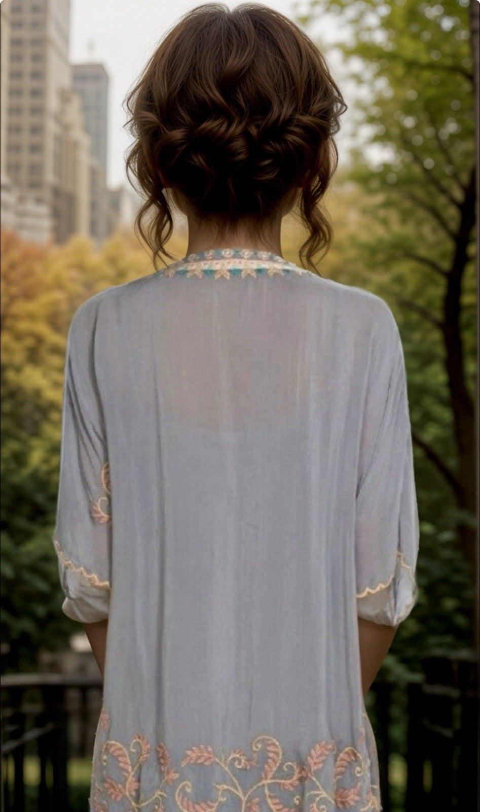 Johnny Was M Silky Kimono Poncho Wrap Top Cover Up Gold Embroidery PitPit 31” Johnny Was