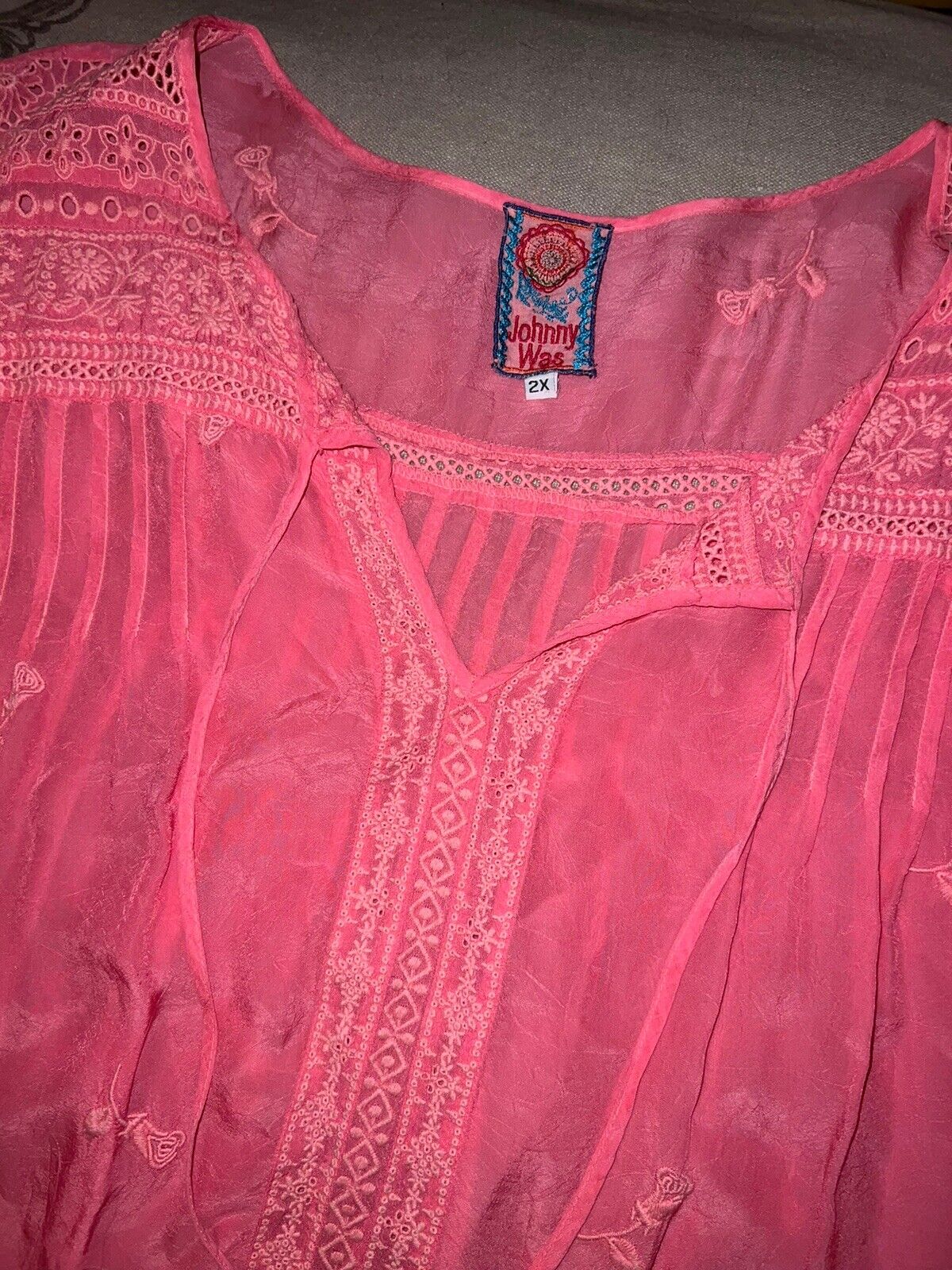 Johnny Was Embroidered Silky Tunic Top Pink Eyelet Lace 2X 2XL XXL Beautiful